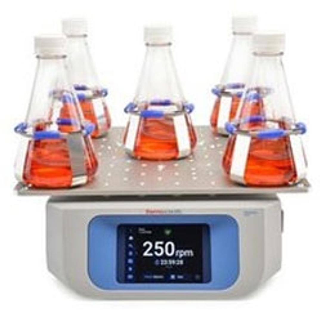 Thermo Scientific™ Solaris™ 2000 and 4000 Open Air Orbital Shakers - Thermo Fisher Scientific - General Lab