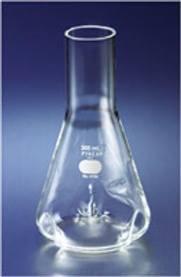 PYREX® 500 mL Delong Shaker Erlenmeyer Flask with Extra Deep Baffles - Corning Life Sciences - Life Sciences