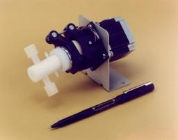 STQ High Flow Pump - Fluid Metering Inc. - Separations