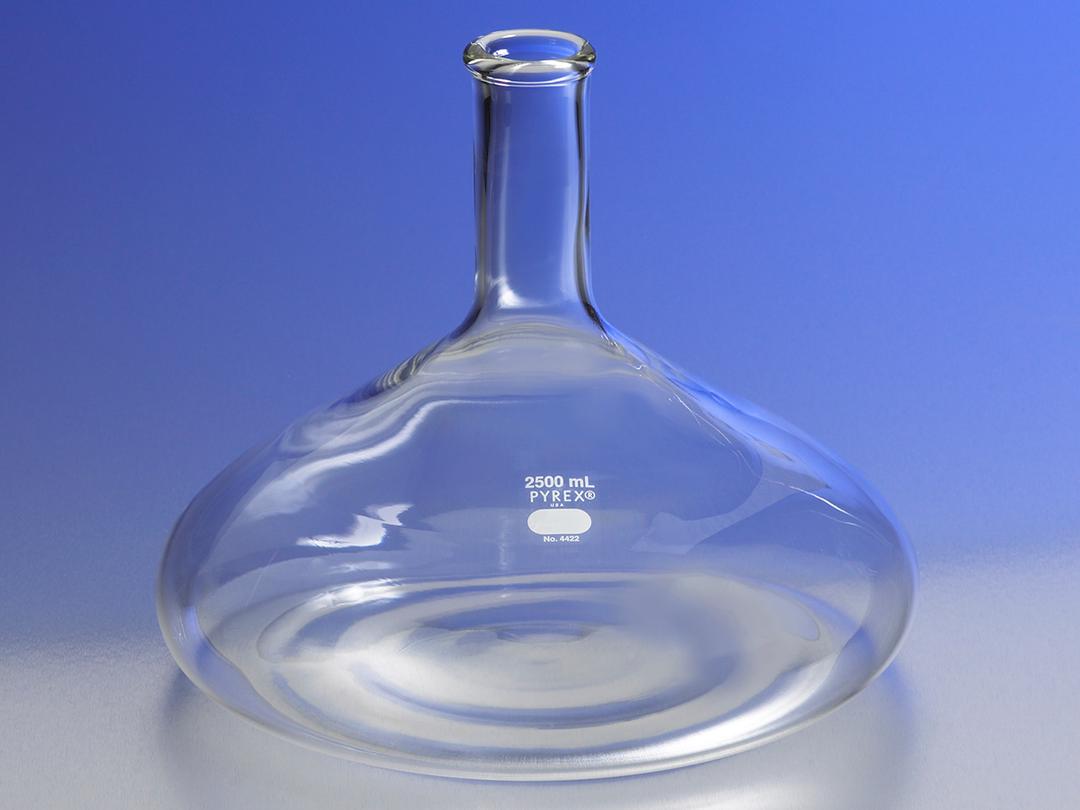 PYREX® 2500 mL Low Form Culture Flask - Corning Life Sciences - General Lab
