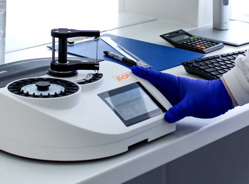 Biosen C-Line glucose and lactate analyzer