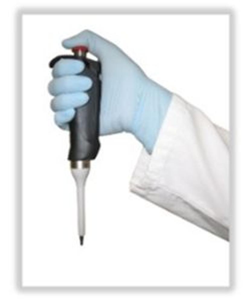 Accurate pipetting calls for practice. The pipette should be held as vertically as possible. Image © Starlab International GmbH