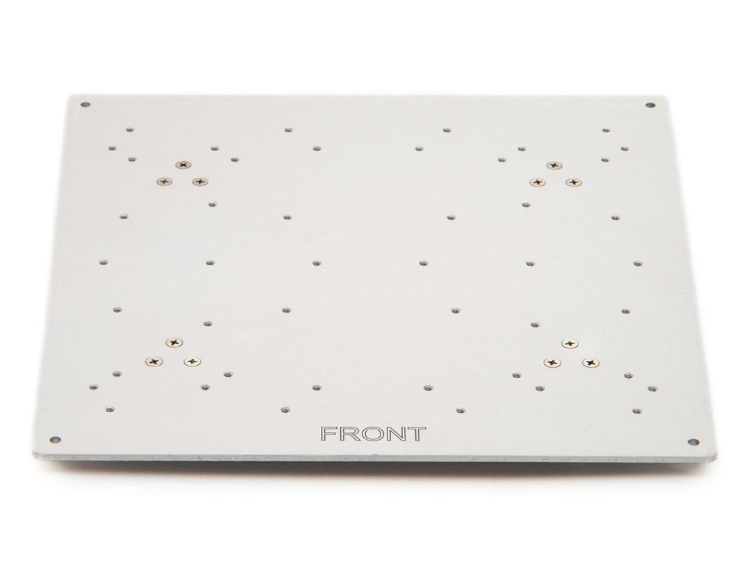 Corning® Universal Platform for Benchtop Shaking Incubator, 30 x 30 cm - Corning Life Sciences - General Lab