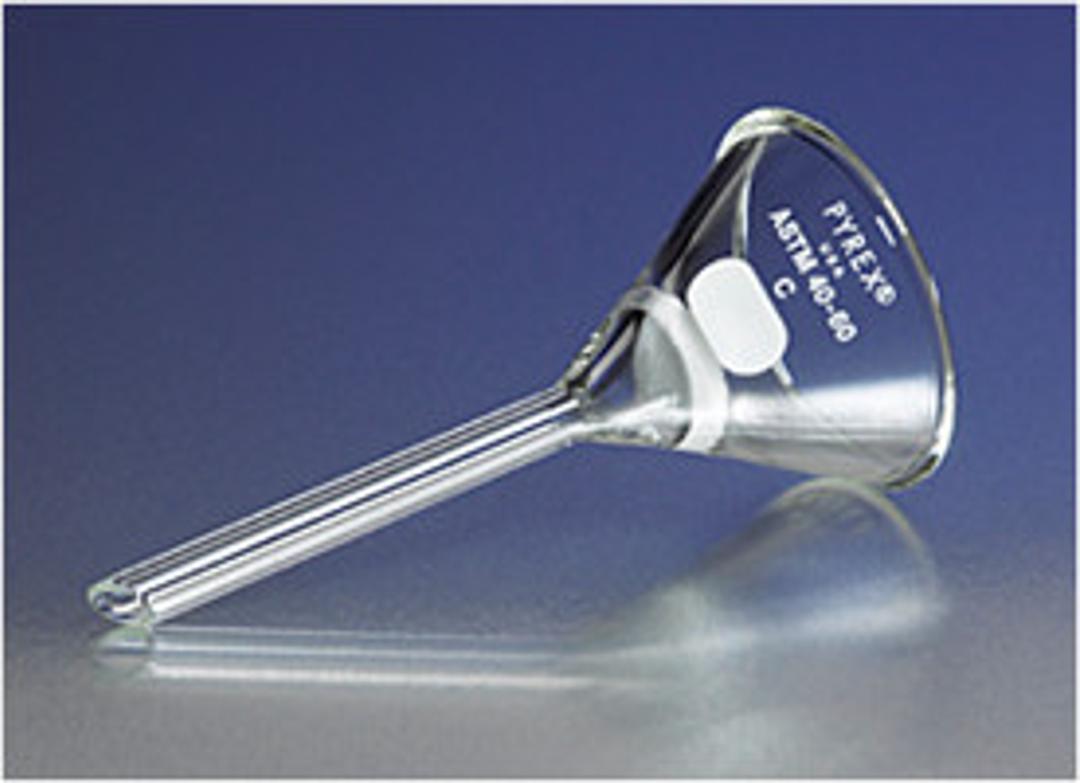 PYREX® Hirsch Funnels with 30 mm Diameter Medium Porosity Fritted Disc - Corning Life Sciences - General Lab
