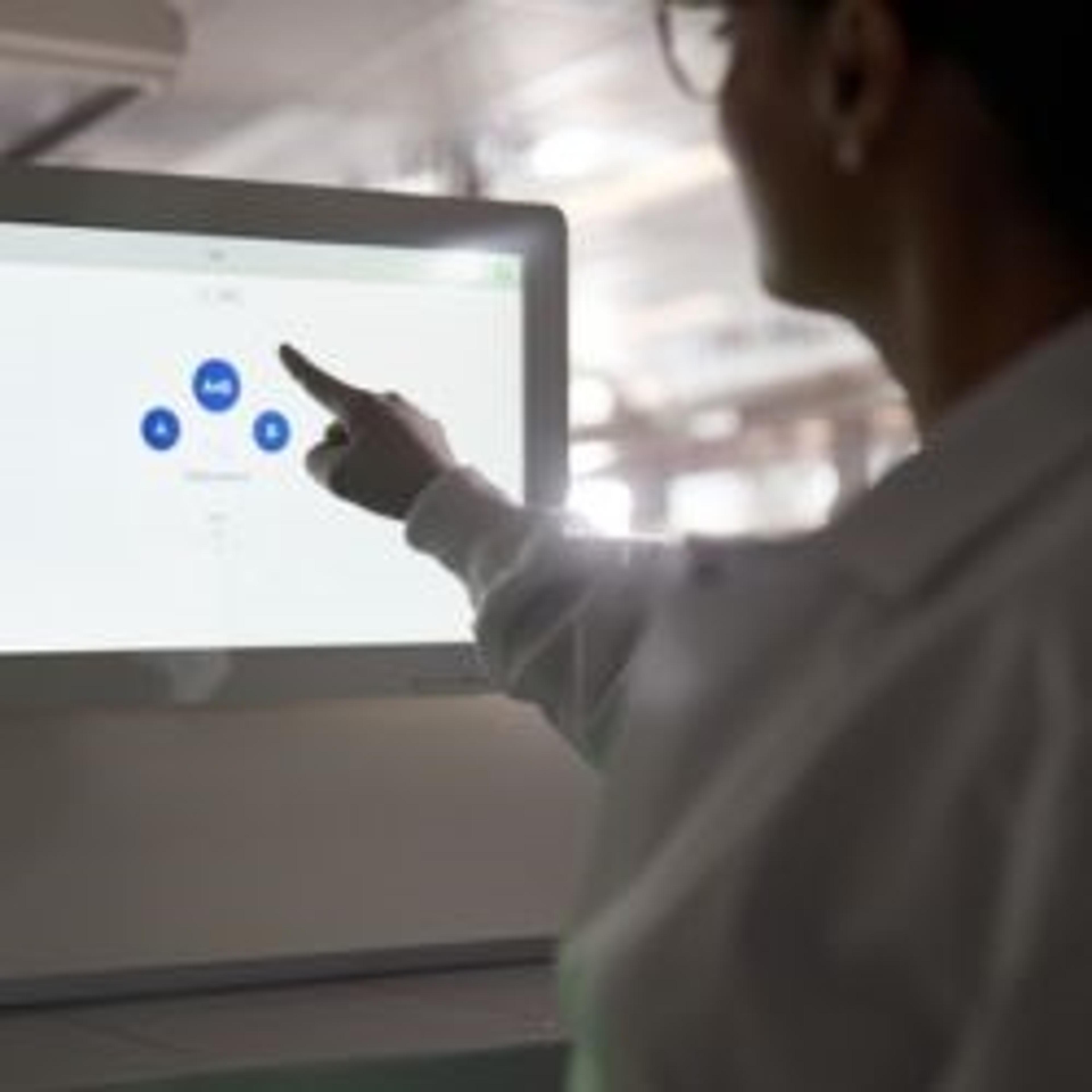 NovaSeq 6000Dx - Illumina - Clinical Diagnostics