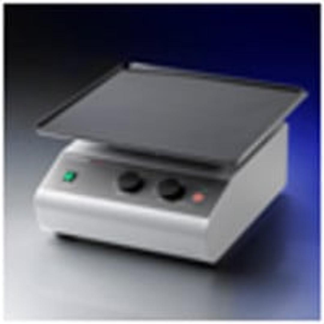 Corning® LSE™ Low Speed Orbital Shaker, with Flat Platform, 120V - Corning Life Sciences - General Lab