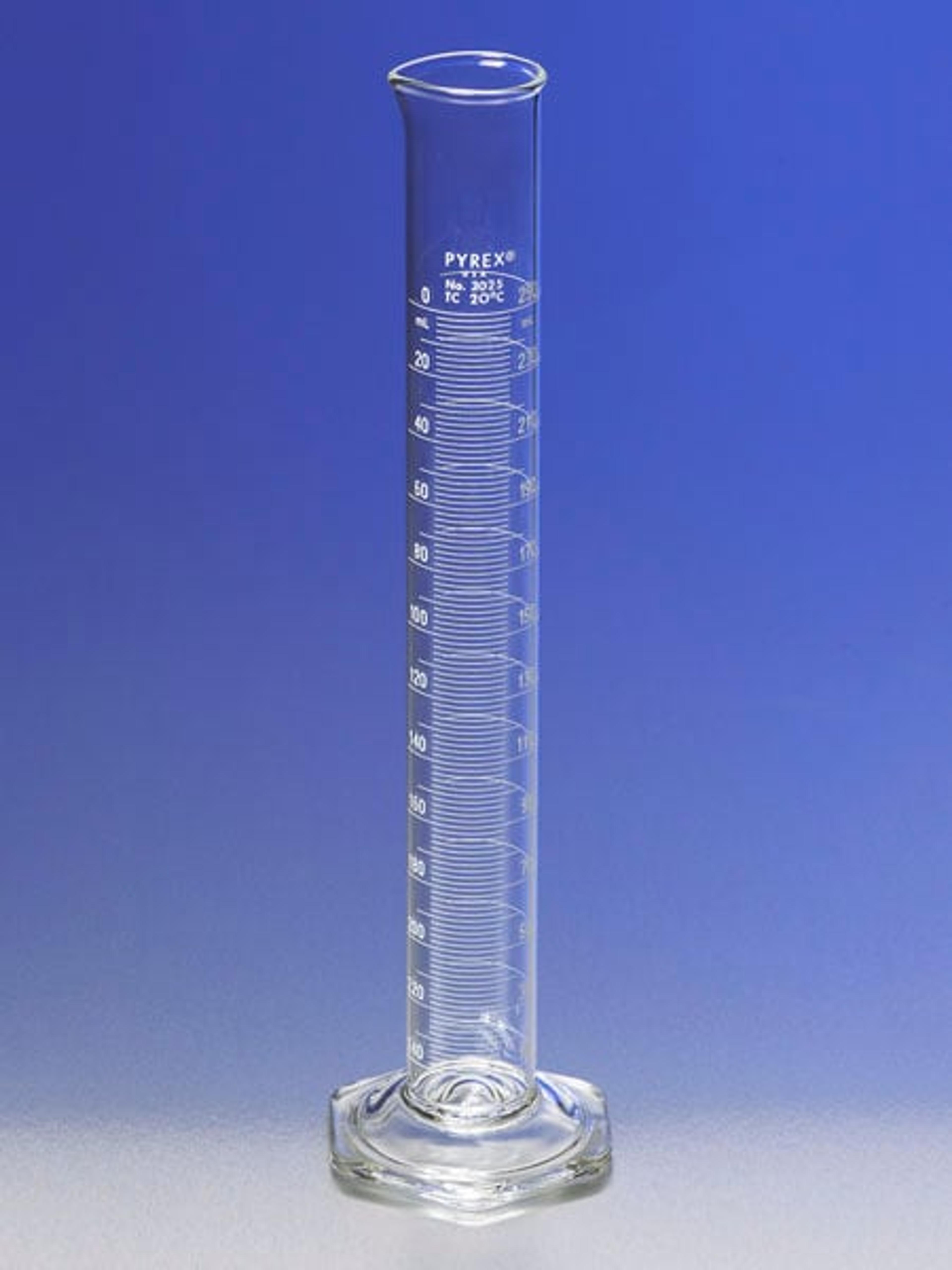 PYREX® Double Metric Scale, 500 mL Class A Graduated Cylinder, TD - Corning Life Sciences - General Lab