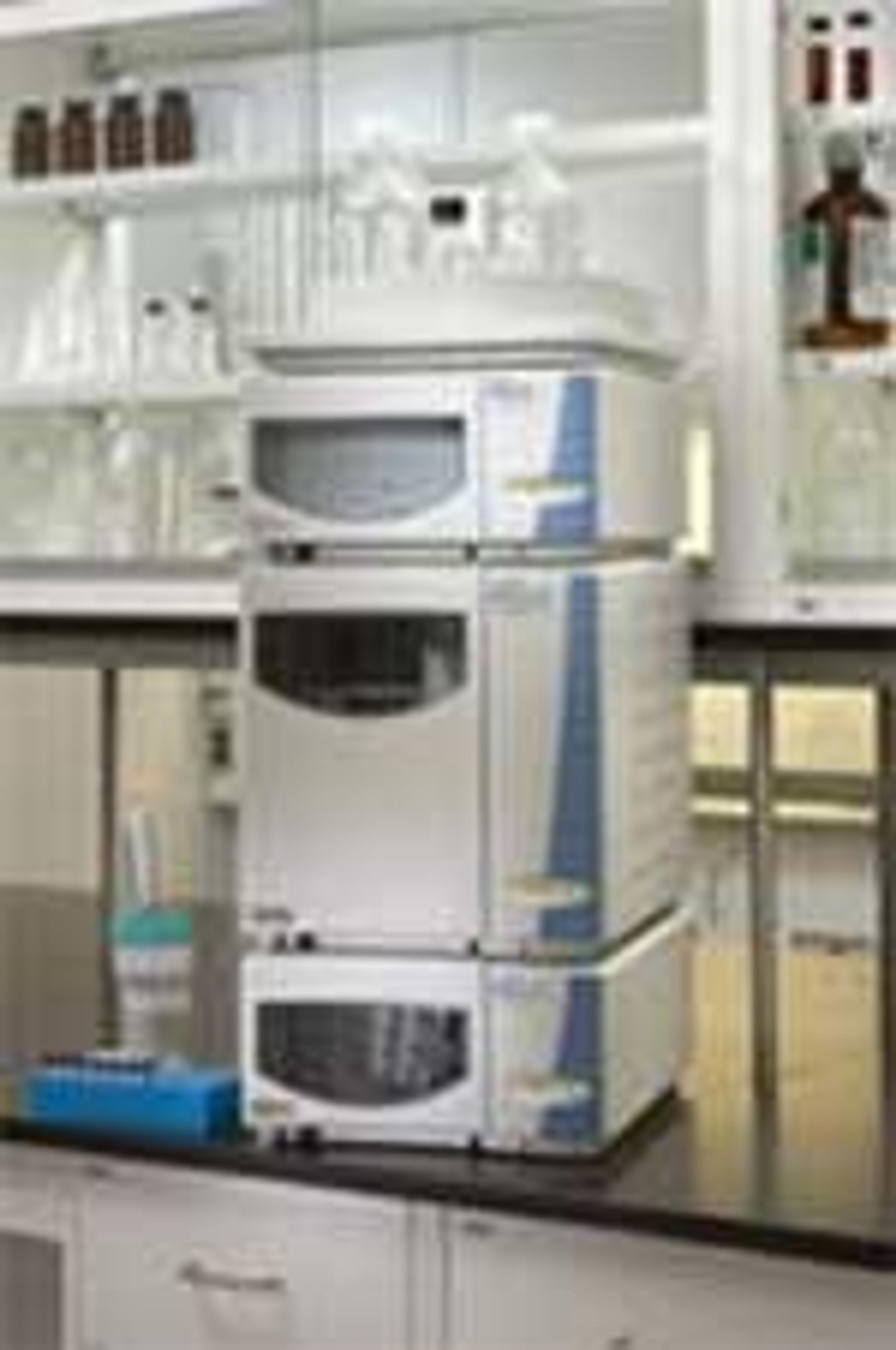 Thermo Scientific Surveyor Plus HPLC System - Thermo Fisher Scientific - Separations