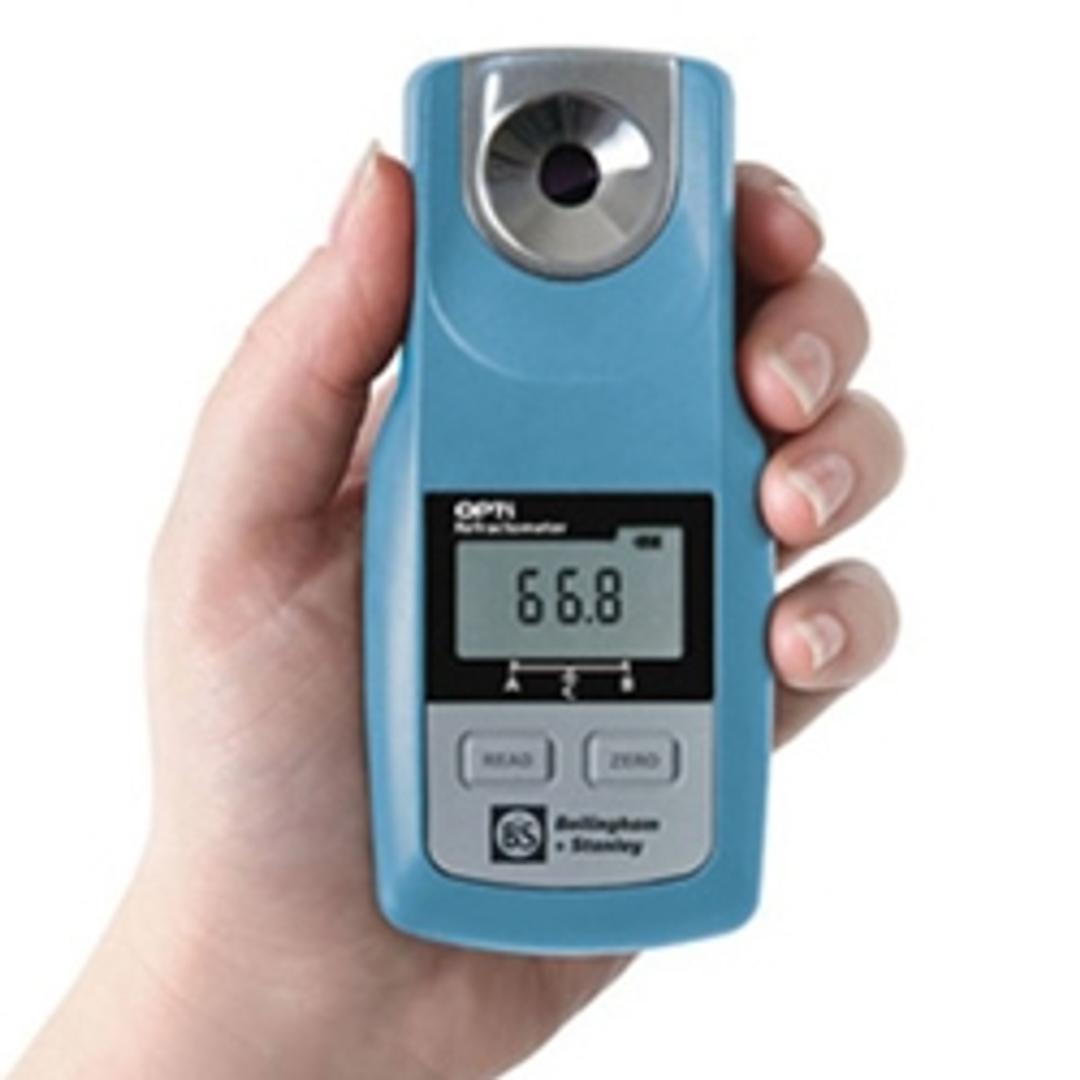 OPTi Digital Handheld Refractometer - Xylem - Spectroscopy