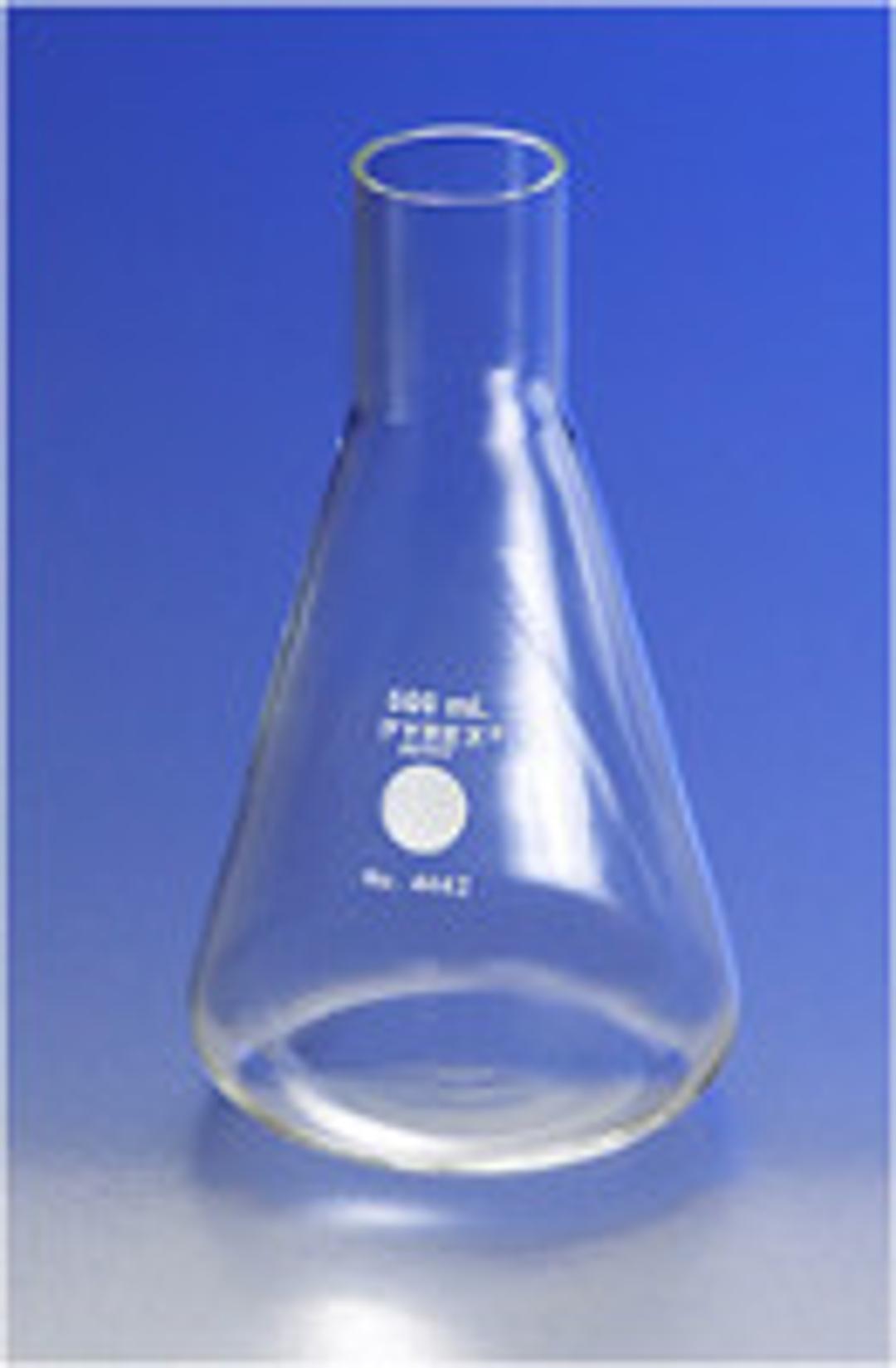 PYREX® 500 mL Long Neck Shaker Erlenmeyer Flask - Corning Life Sciences - Life Sciences