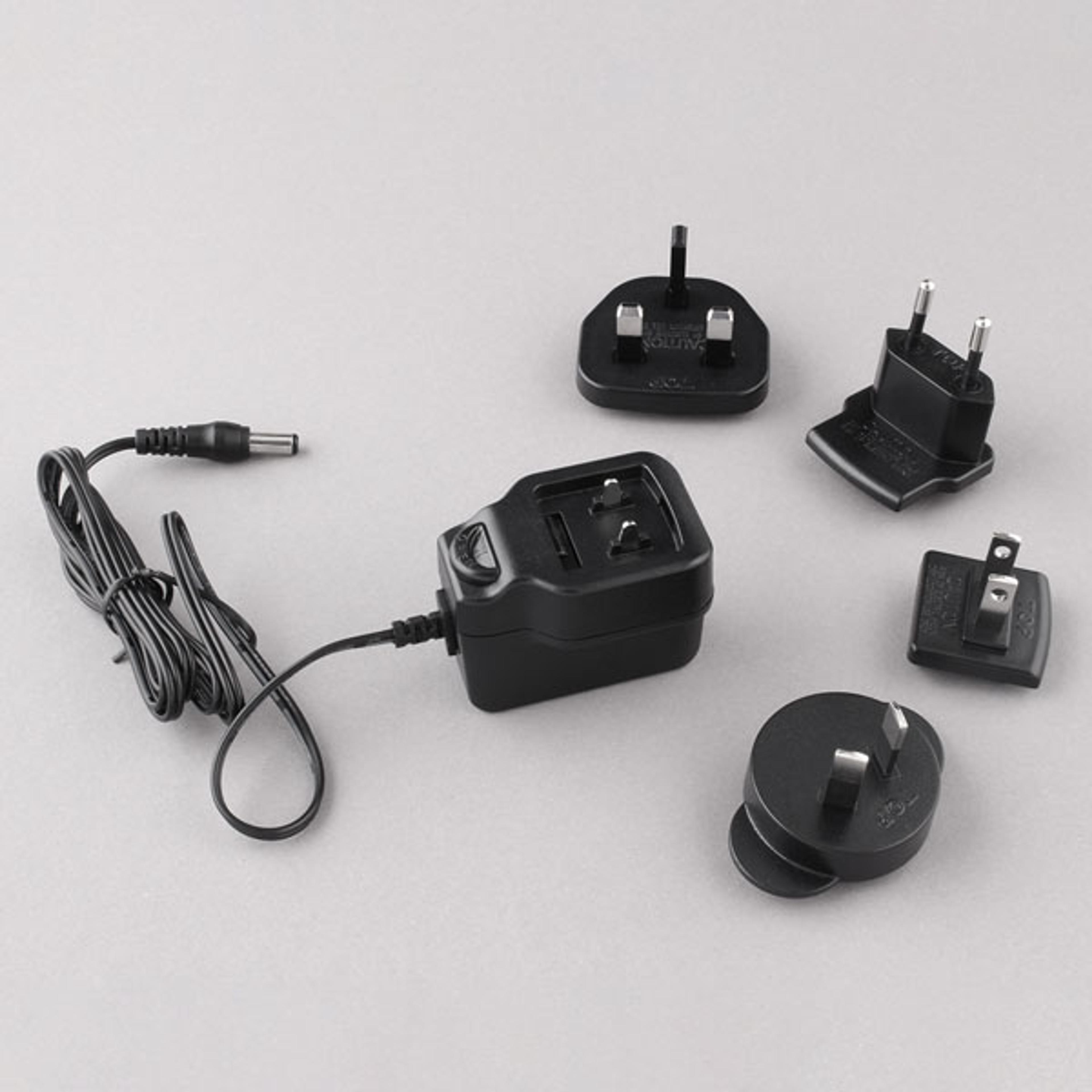 Falcon® Pipet Controller Universal Power Supply - Corning Life Sciences - General Lab