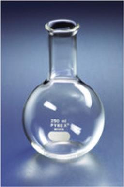 PYREX® 1L Three Neck Distilling Flask with Vertical Neck Standard Taper Joints - Corning Life Sciences - General Lab