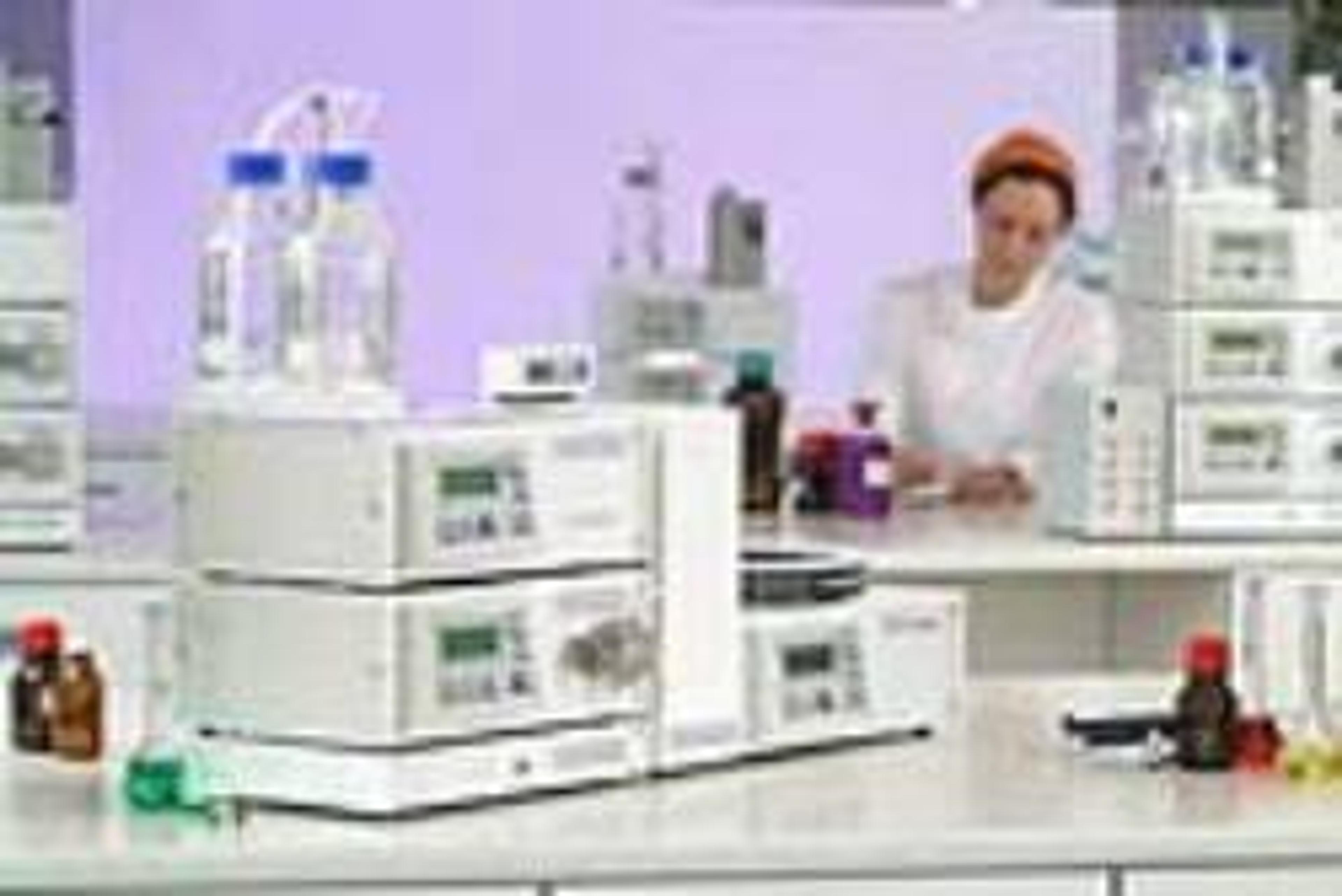 Adept HPLC System 2S - Cecil Instruments Limited - Separations