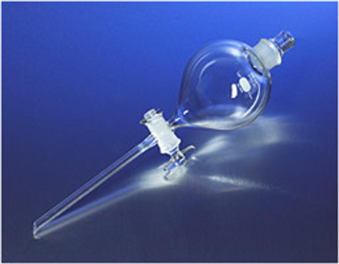 PYREX® 1L Globe-Shaped Separatory Funnel, Glass Standard Taper Stopper, Standard Taper Stopcock - Corning Life Sciences - General Lab
