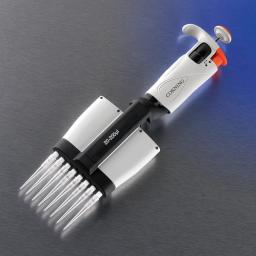 Corning® 0.5-10 µL Lambda™ Plus 8-Channel Pipettor - Corning Life Sciences