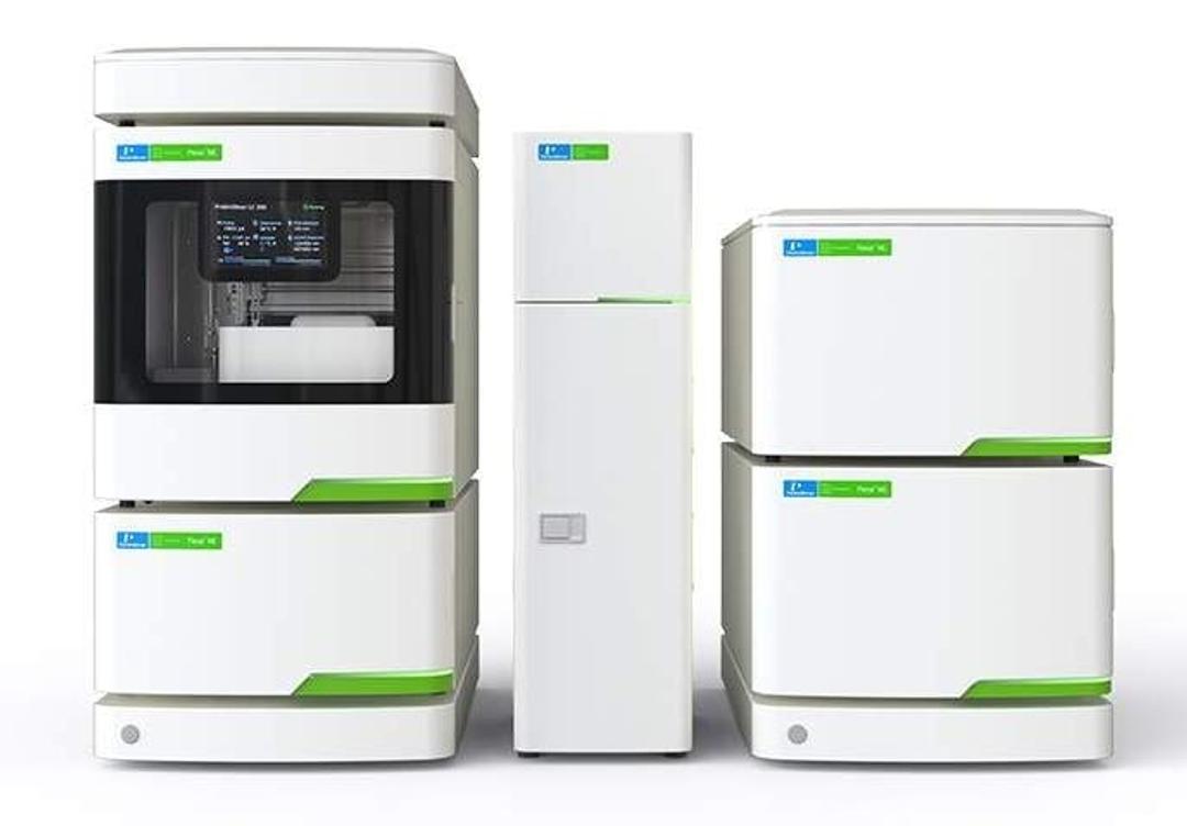 LC 300™ HPLC & UHPLC System - PerkinElmer - Separations