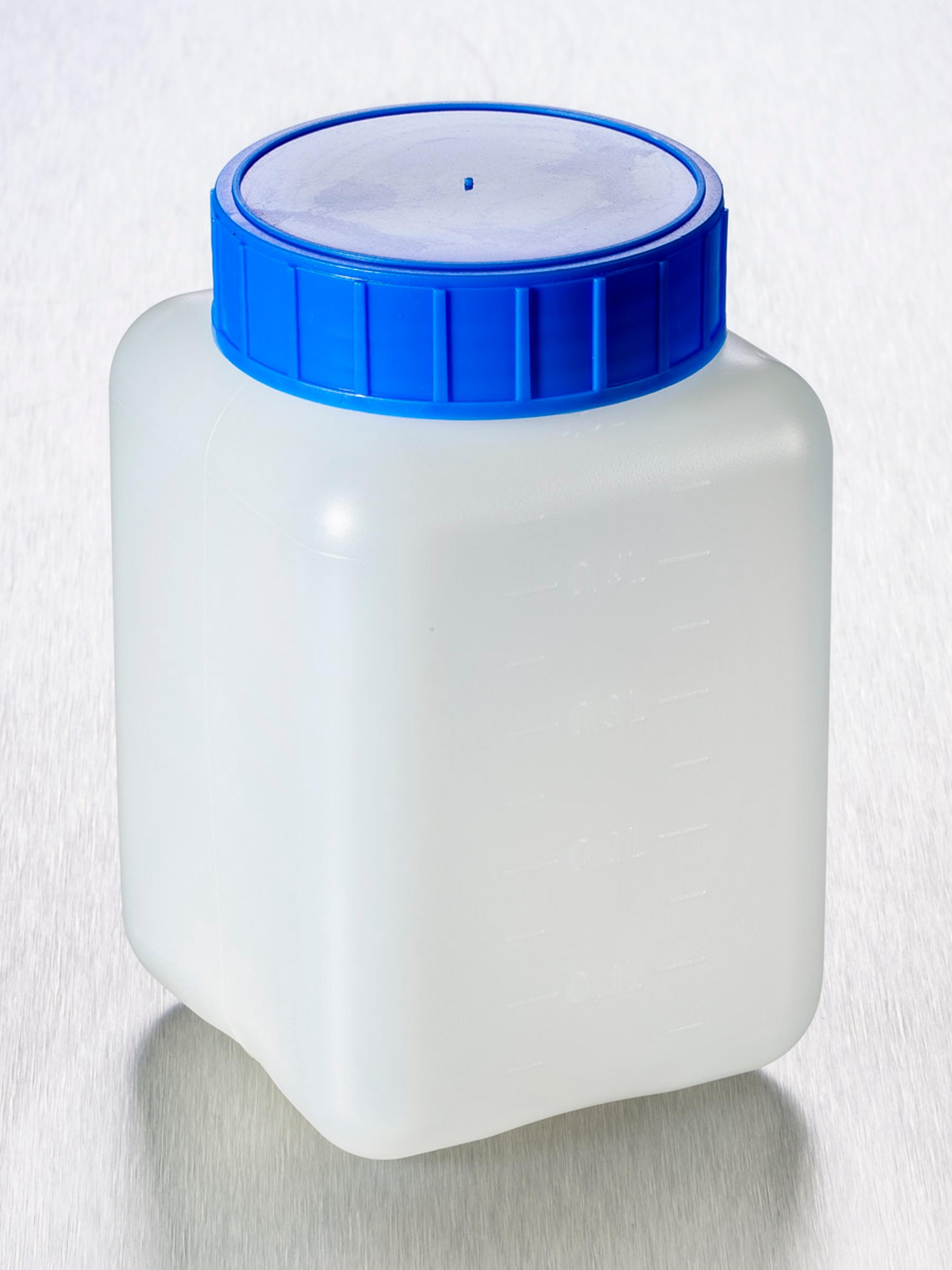 Corning® Gosselin™ Square HDPE Bottle, 500 mL, Graduated, 58 mm Blue Cap with Seal, Assembled, 175/Case - Corning Life Sciences