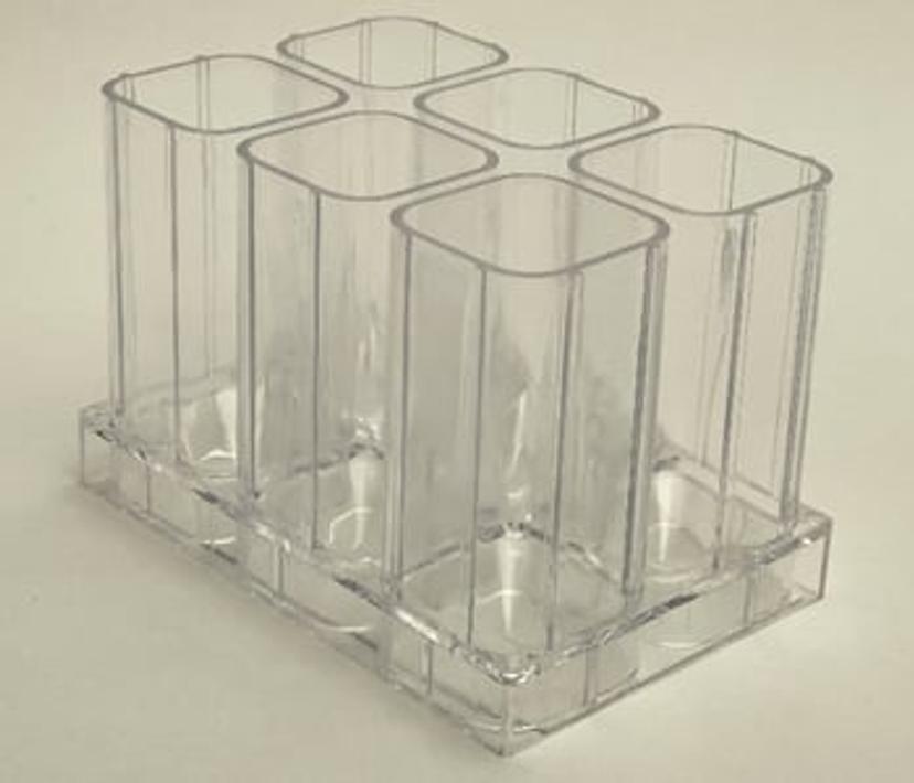 Image of the 6-deep well plate available on the The Thermo Scientific Cytomat 2 Selector Automated Shaking Incubator