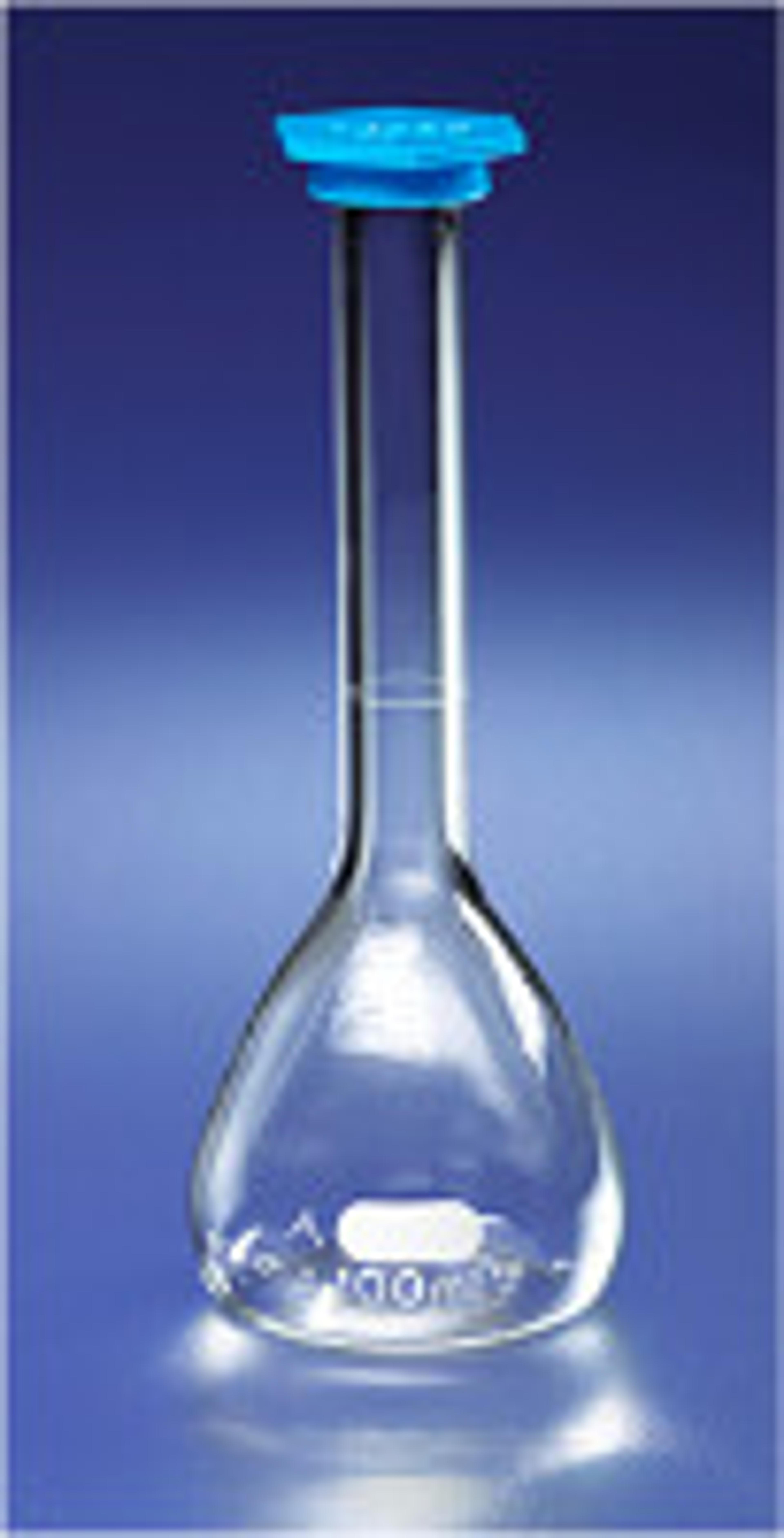 PYREX® 500 mL Class A Volumetric Flask with Polyethylene Snap-Cap - Corning Life Sciences - General Lab