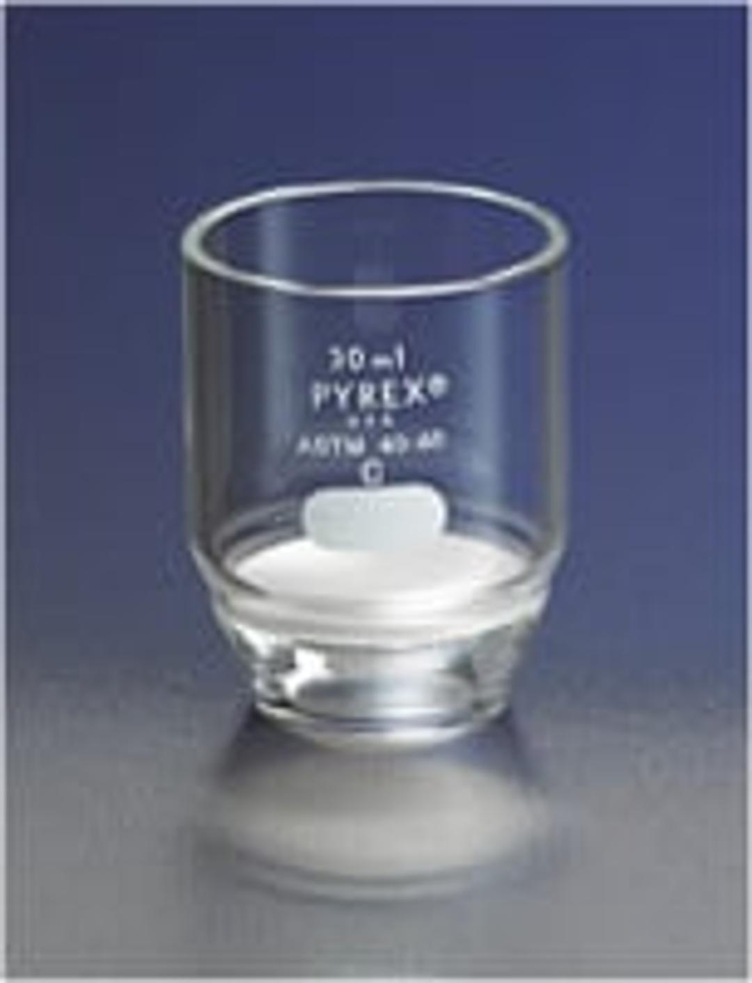 PYREX® 30 mL Low Form Gooch Crucible with 30 mm Diameter Fine Porosity Fritted Disc - Corning Life Sciences - General Lab