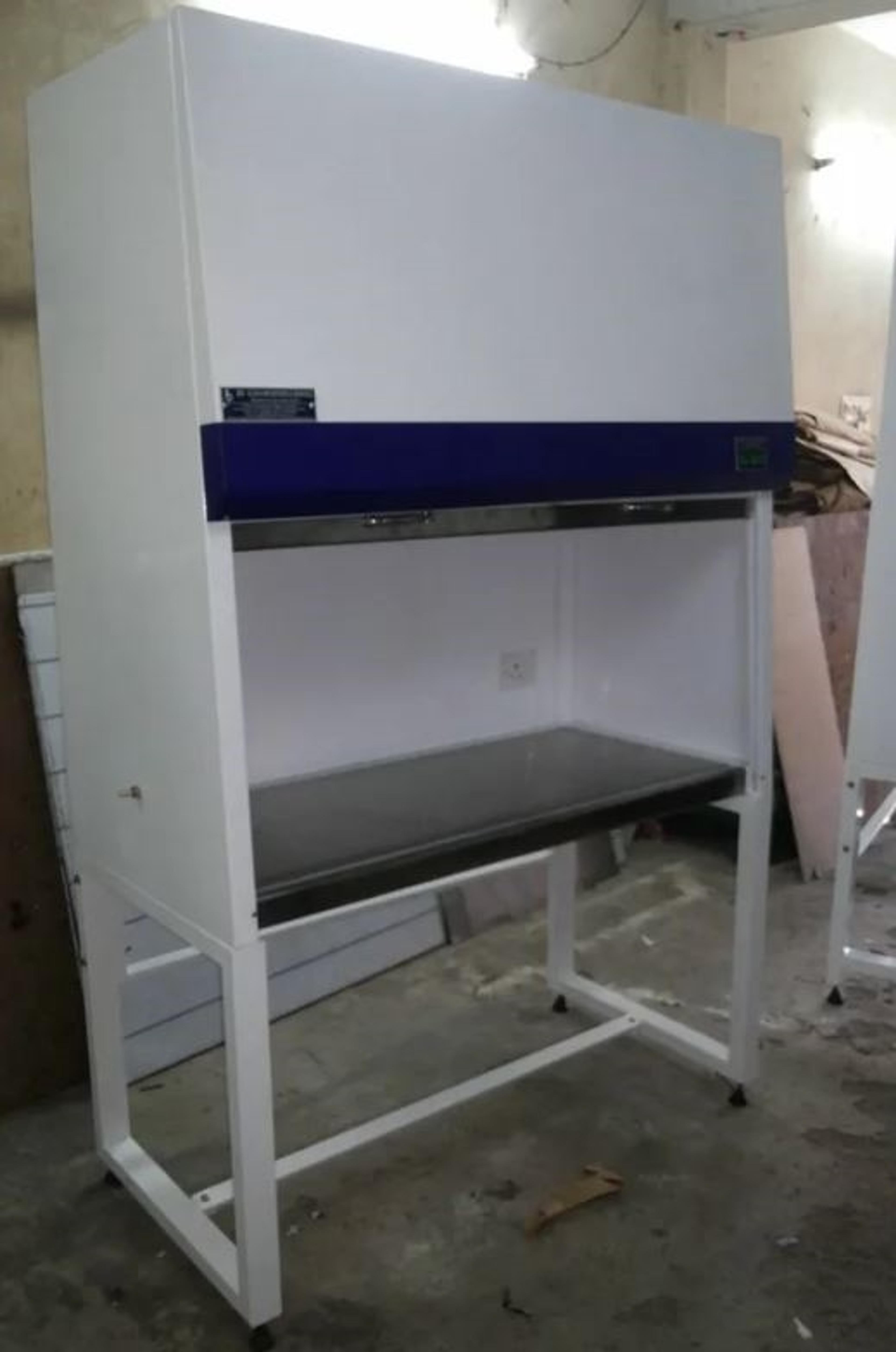 Bio-cleanair SS Vertical Laminar Air Flow System - Floor Mounted - Bio-Clean Air Devices & Services - General Lab