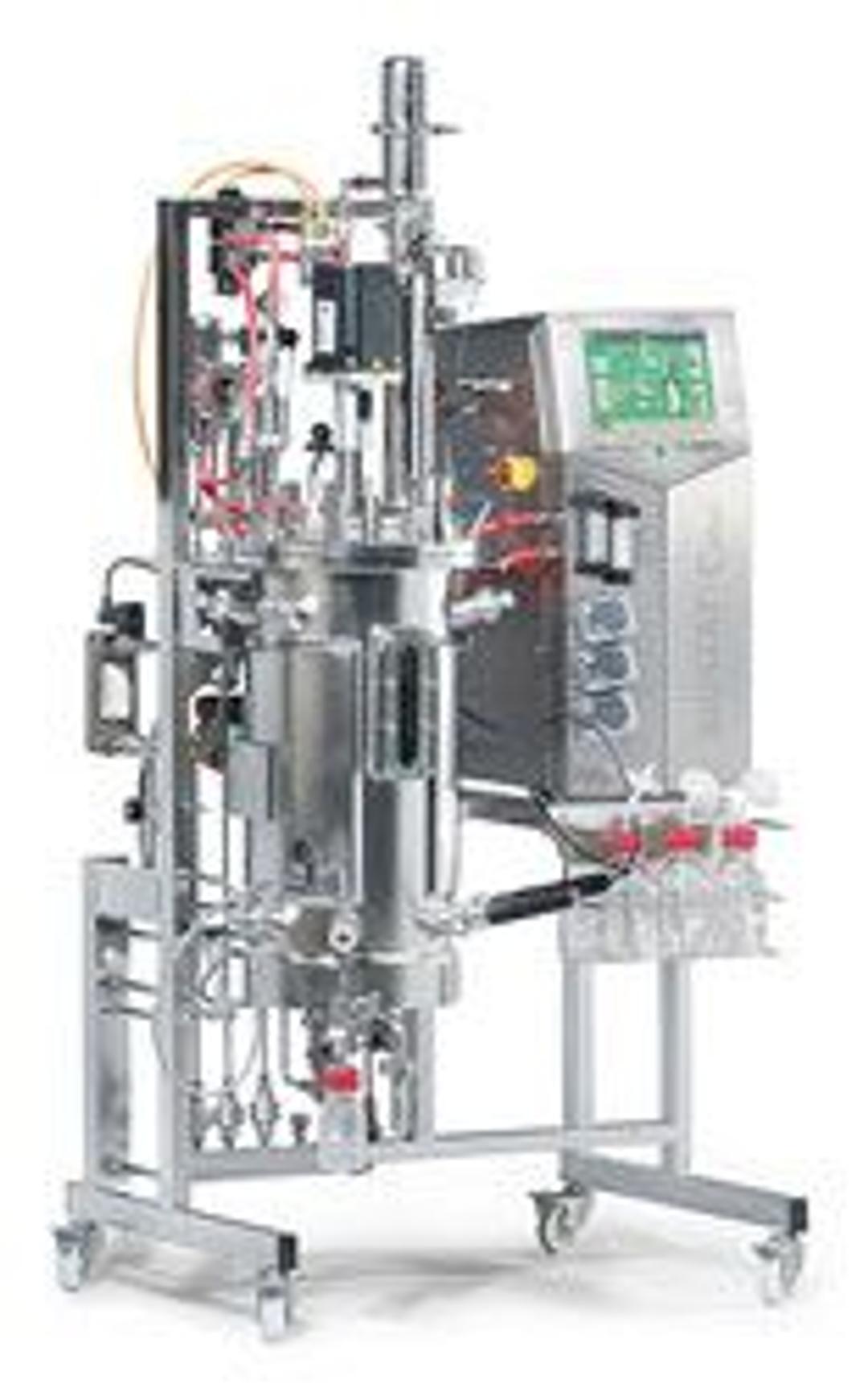 BIOSTAT® Cplus reliable industrial Sterilizable-In-Place (SIP) fermentor/bioreactor system - Sartorius Group