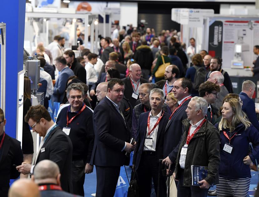 Crowd at Lab Innovations