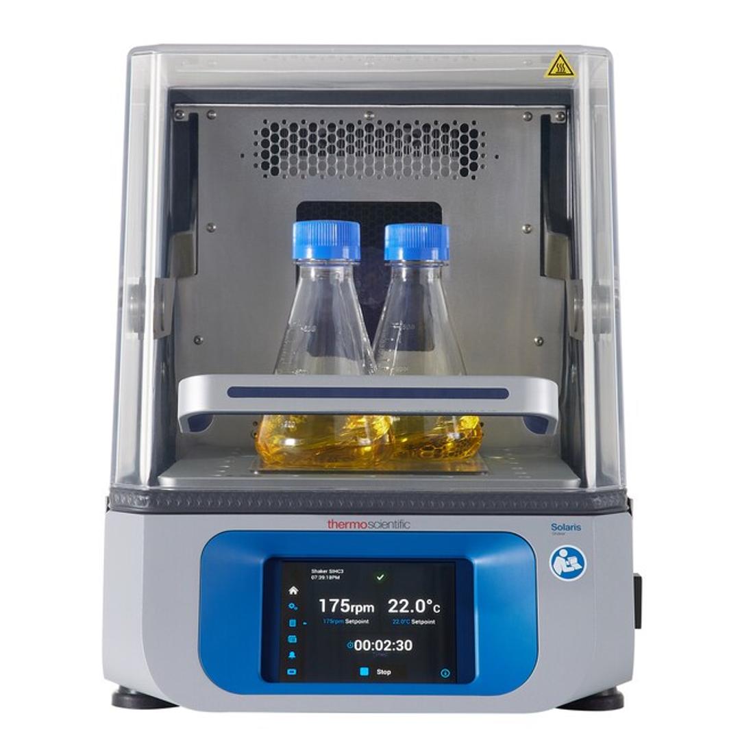 Thermo Scientific™ Solaris™ 2000 R Small Incubated and Refrigerated Benchtop Orbital Shaker - Thermo Fisher Scientific - General Lab