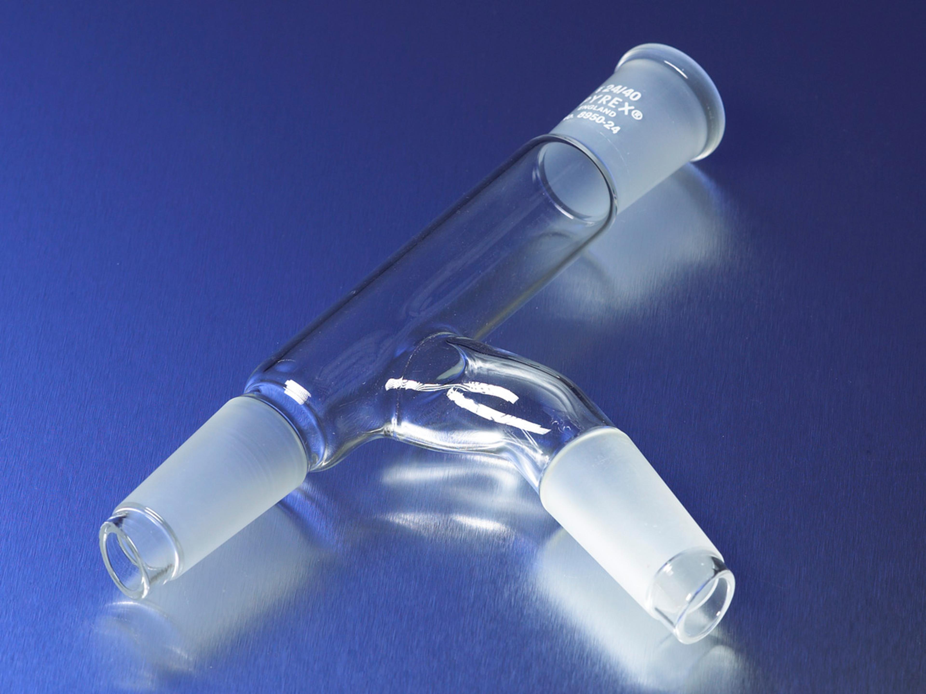 PYREX® 60° Angle Distilling Connecting Adapters with 24/40 Standard Taper Joints - Corning Life Sciences - General Lab