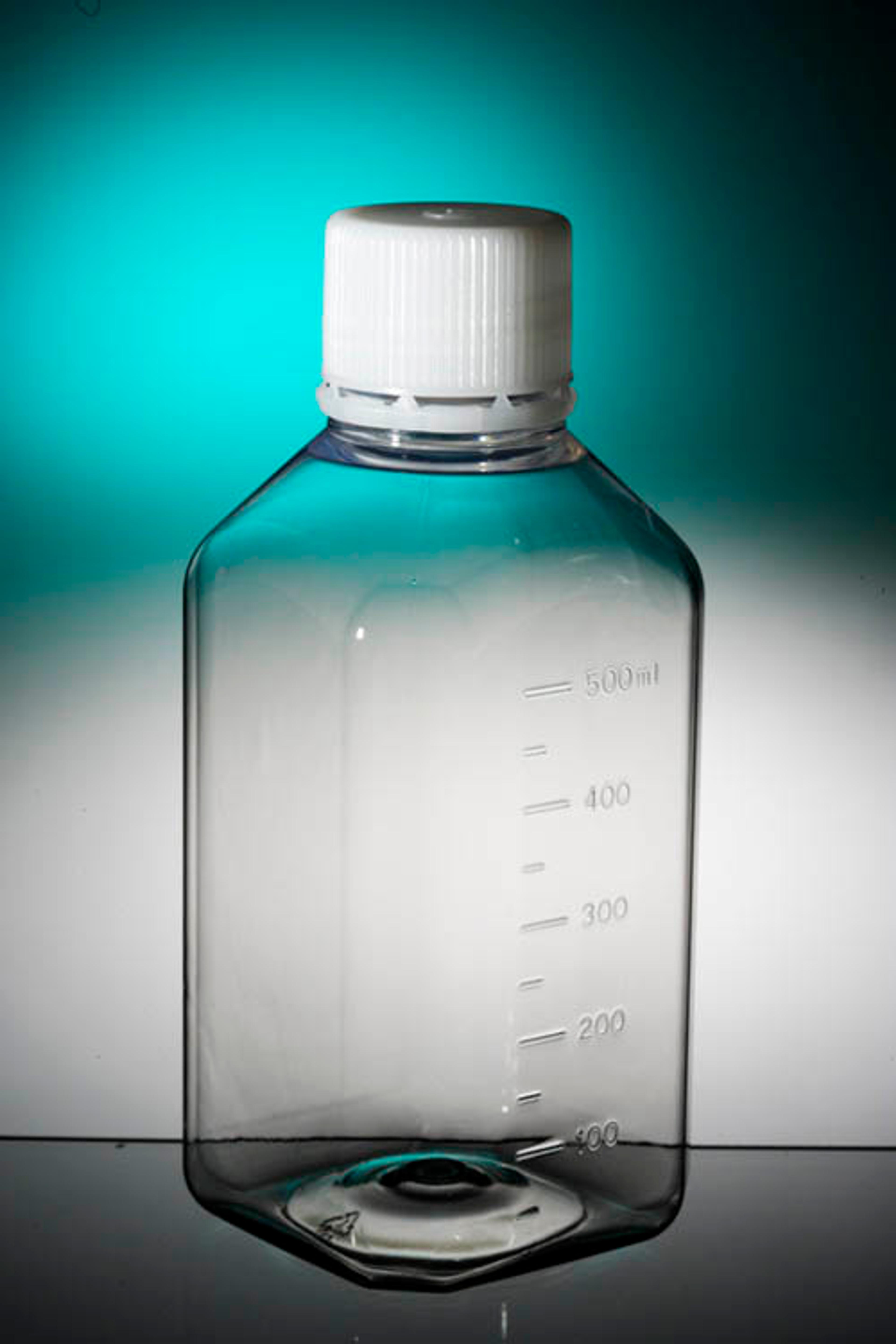 Corning® Gosselin™ Water Sampling Octagonal PET Bottle, 500 mL, Graduated, No Sodium Thiosulfate, 31 mm Tamper-evident Cap, Sterile, 12/Pack, 120/Case - Corning Life Sciences