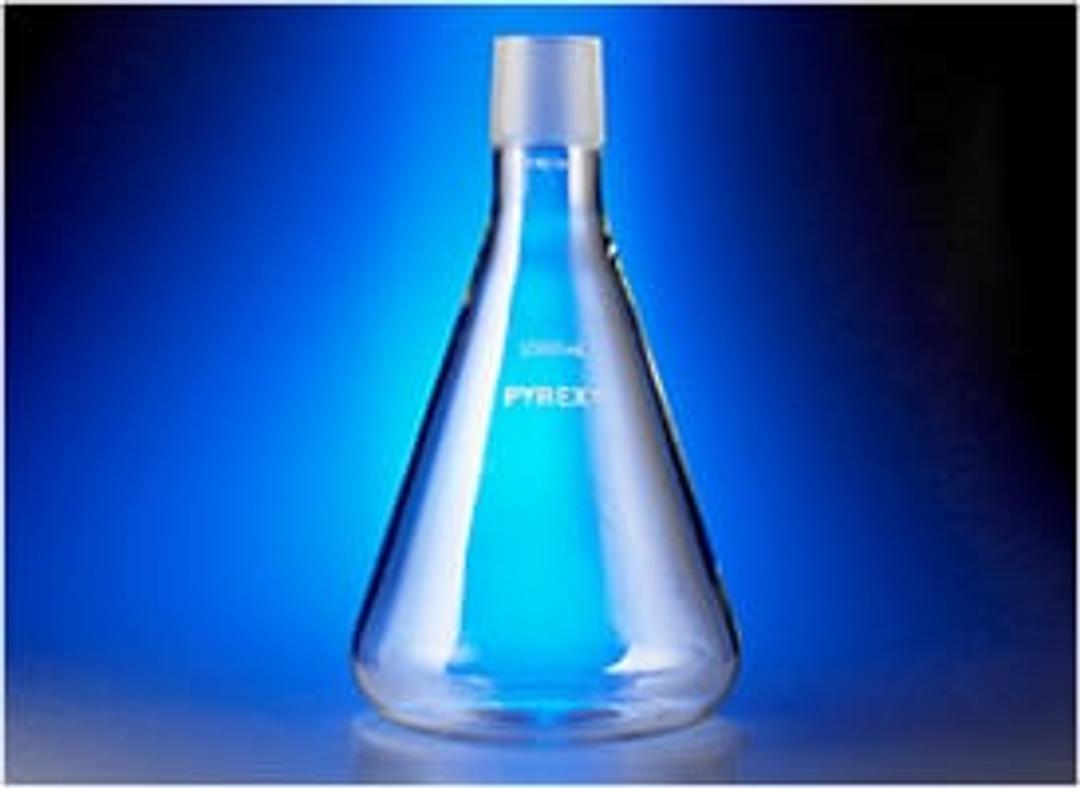 PYREX® 1000 mL Erlenmeyer Flask with 40/35 Standard Taper Joint, without Tubulation - Corning Life Sciences - General Lab