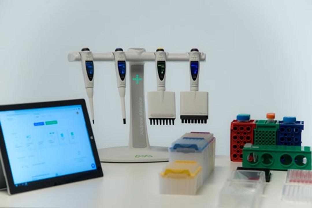 Pipette+ Smart Pipetting Stand - Waters - General Lab