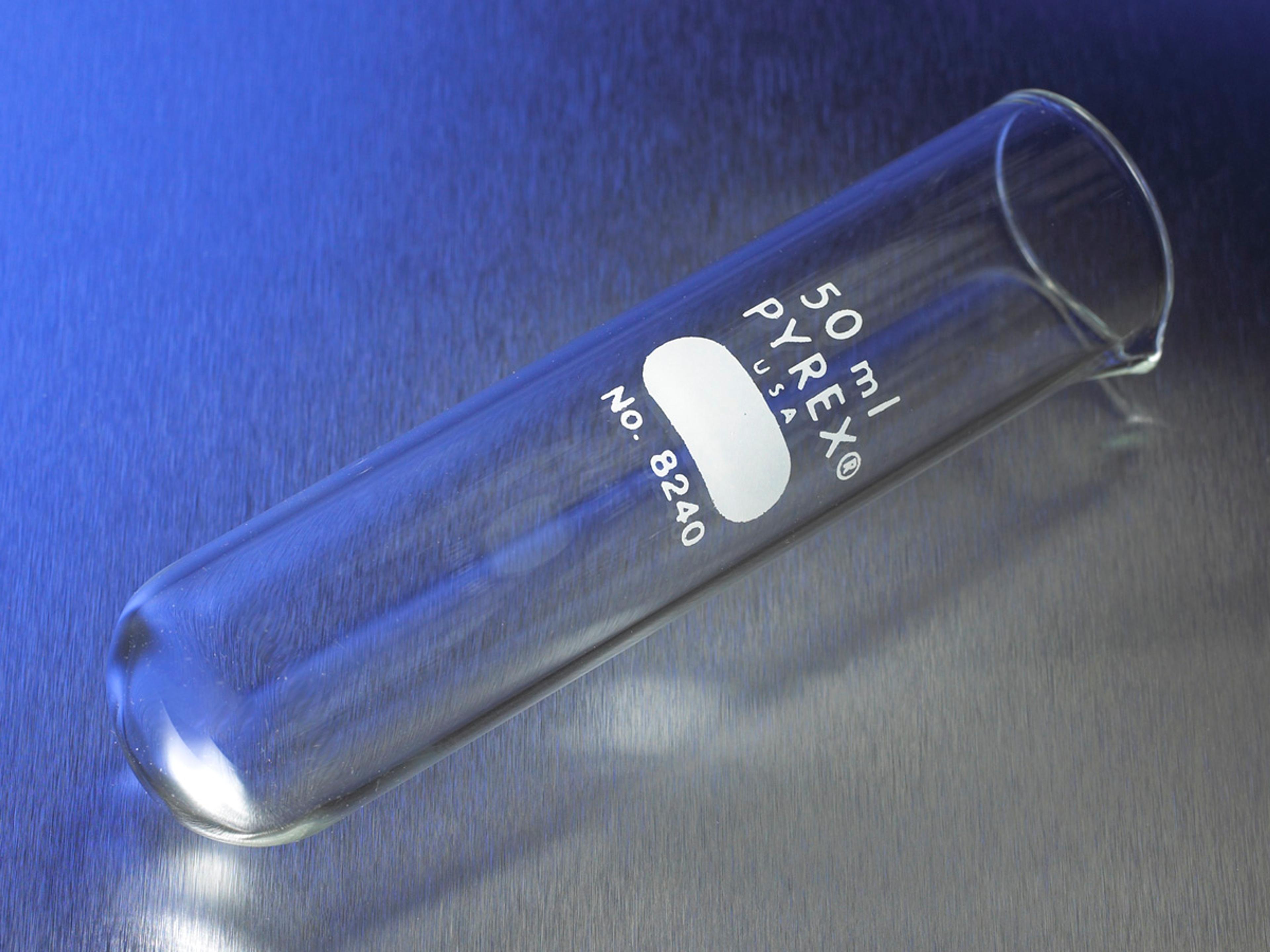PYREX® 50 mL Round Bottom Centrifuge Tubes with Pourout - Corning Life Sciences