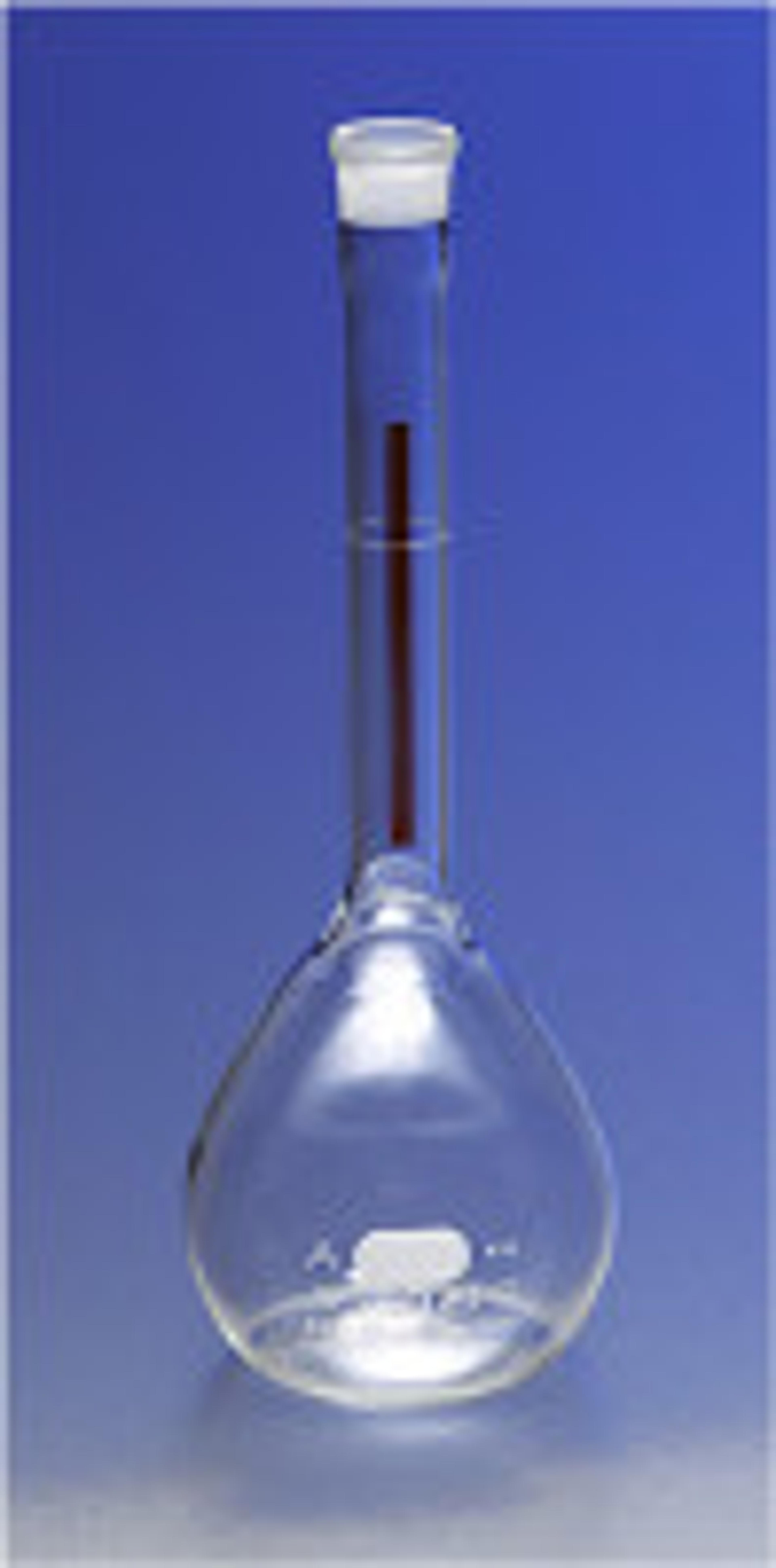 PYREX® 500 mL Class A Lifetime Red Volumetric Flask with Glass Standard Taper Stopper - Corning Life Sciences - General Lab