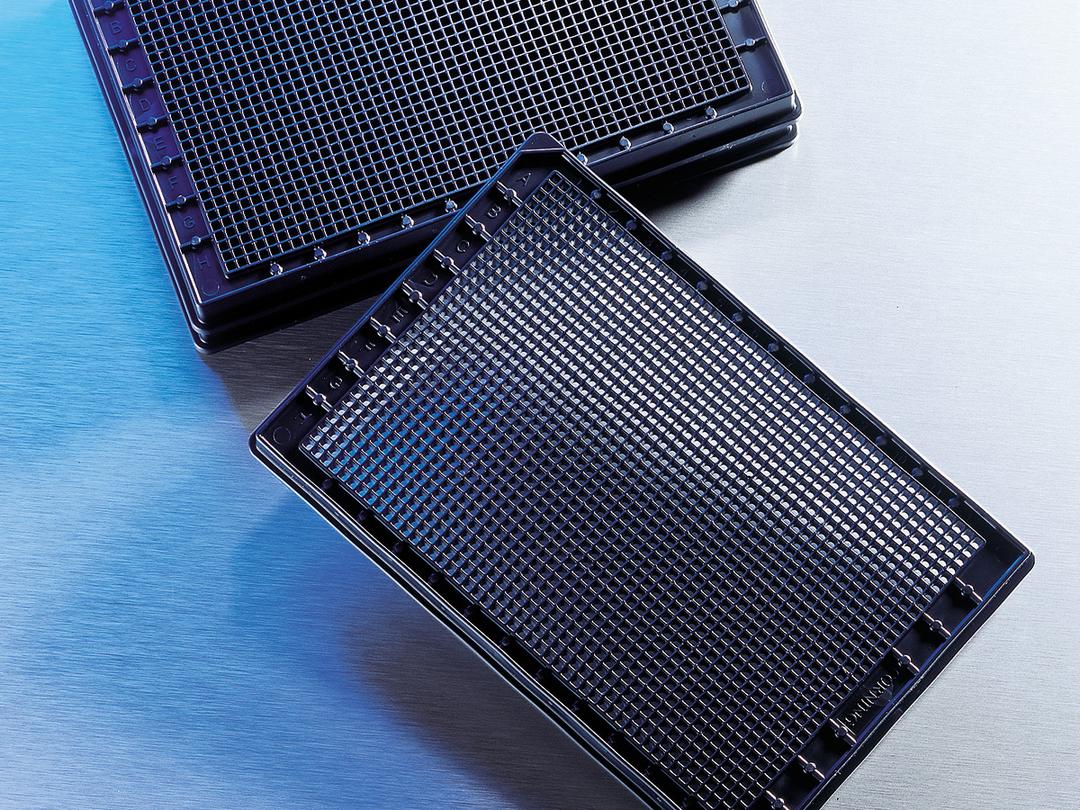 Corning® 1536-well Black/Clear Flat Bottom Polystyrene Not Treated Microplate, 10 per Bag, without Lid, With Generic Bar Code, Nonsterile - Corning Life Sciences - Life Sciences