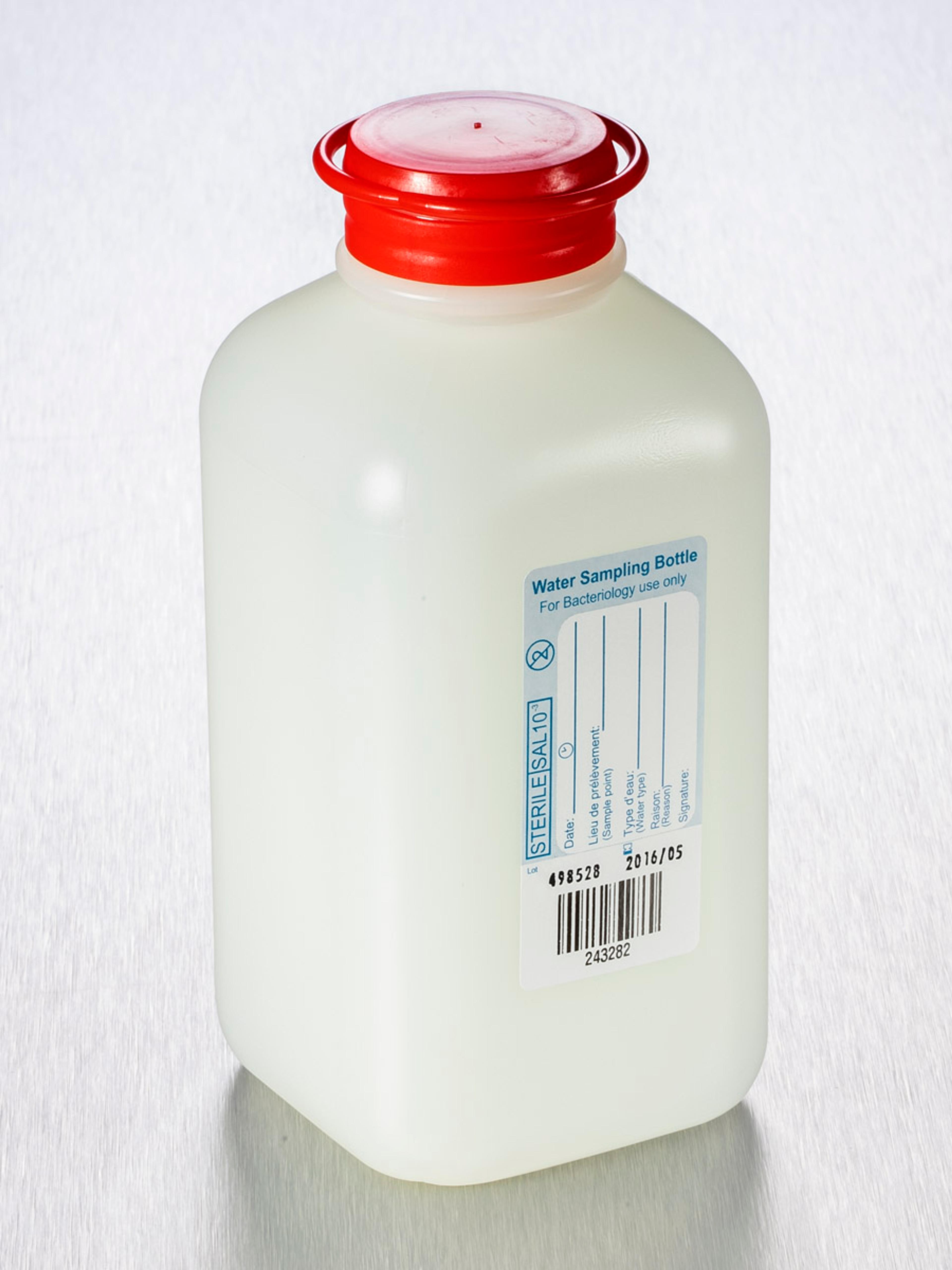 Corning® Gosselin™ Water Sampling Square HDPE Bottle, 500 mL, Graduated, No Sodium Thiosulfate, 29 mm Red Tamper-evident Hinged Plug, Sterile, 100/Case - Corning Life Sciences