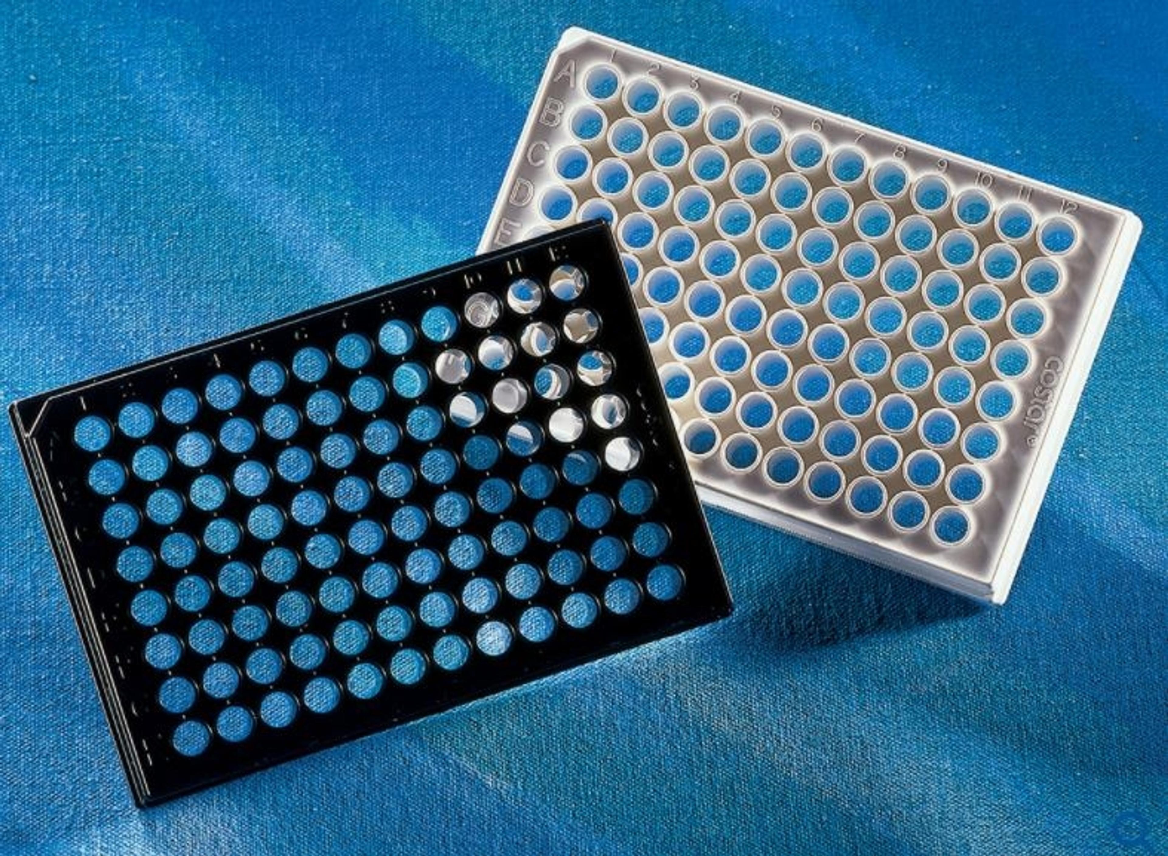 Corning® 96-well Flat Clear Bottom Black Polystyrene TC-treated Microplates, with Lid, Sterile - Corning Life Sciences - Life Sciences