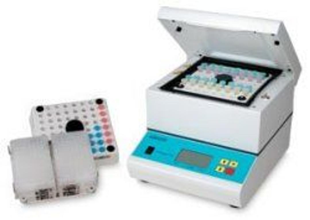 VorTemp 56™ Shaking Incubator - Labnet International - General Lab