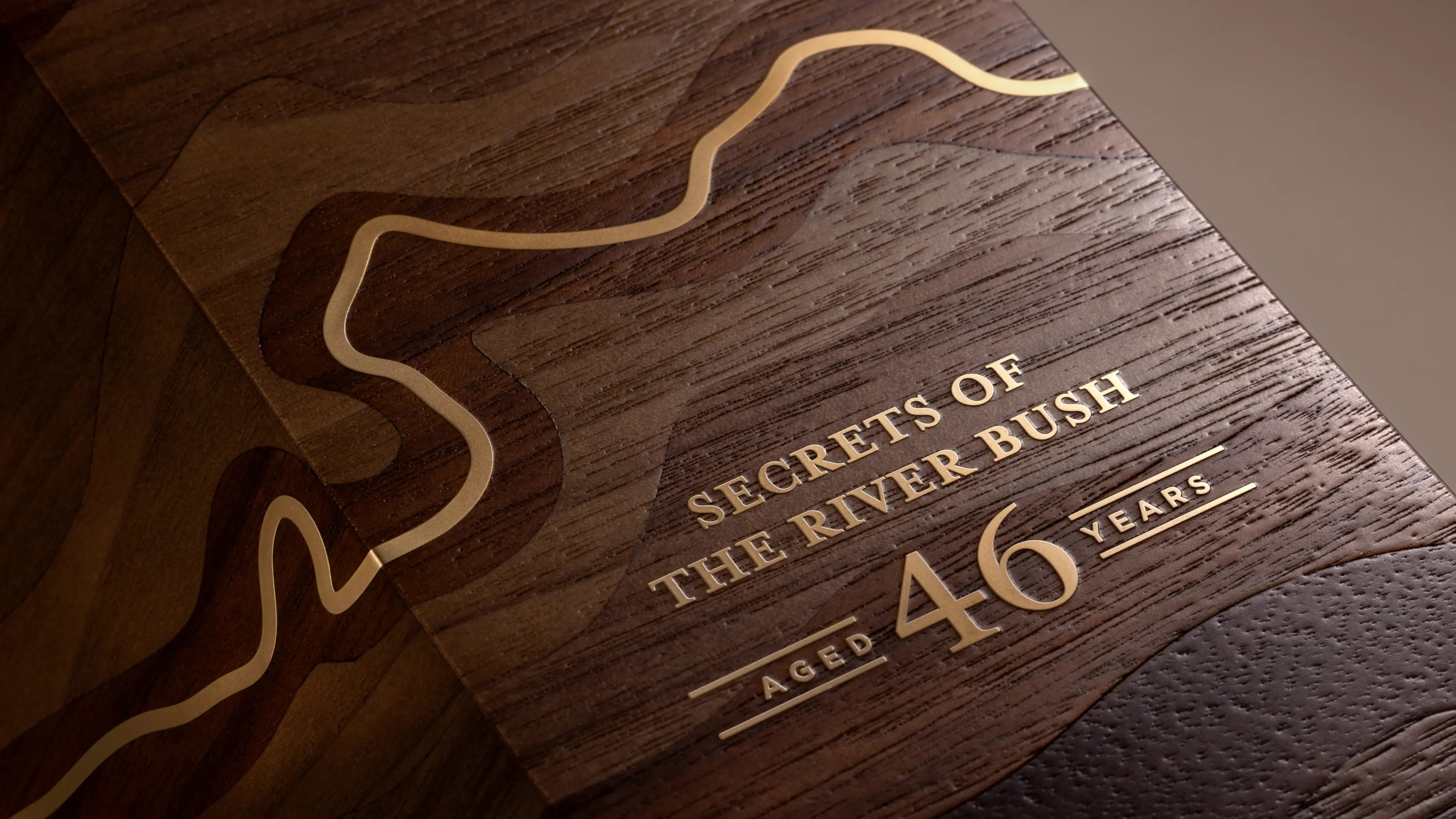 Bushmills 46 box close up