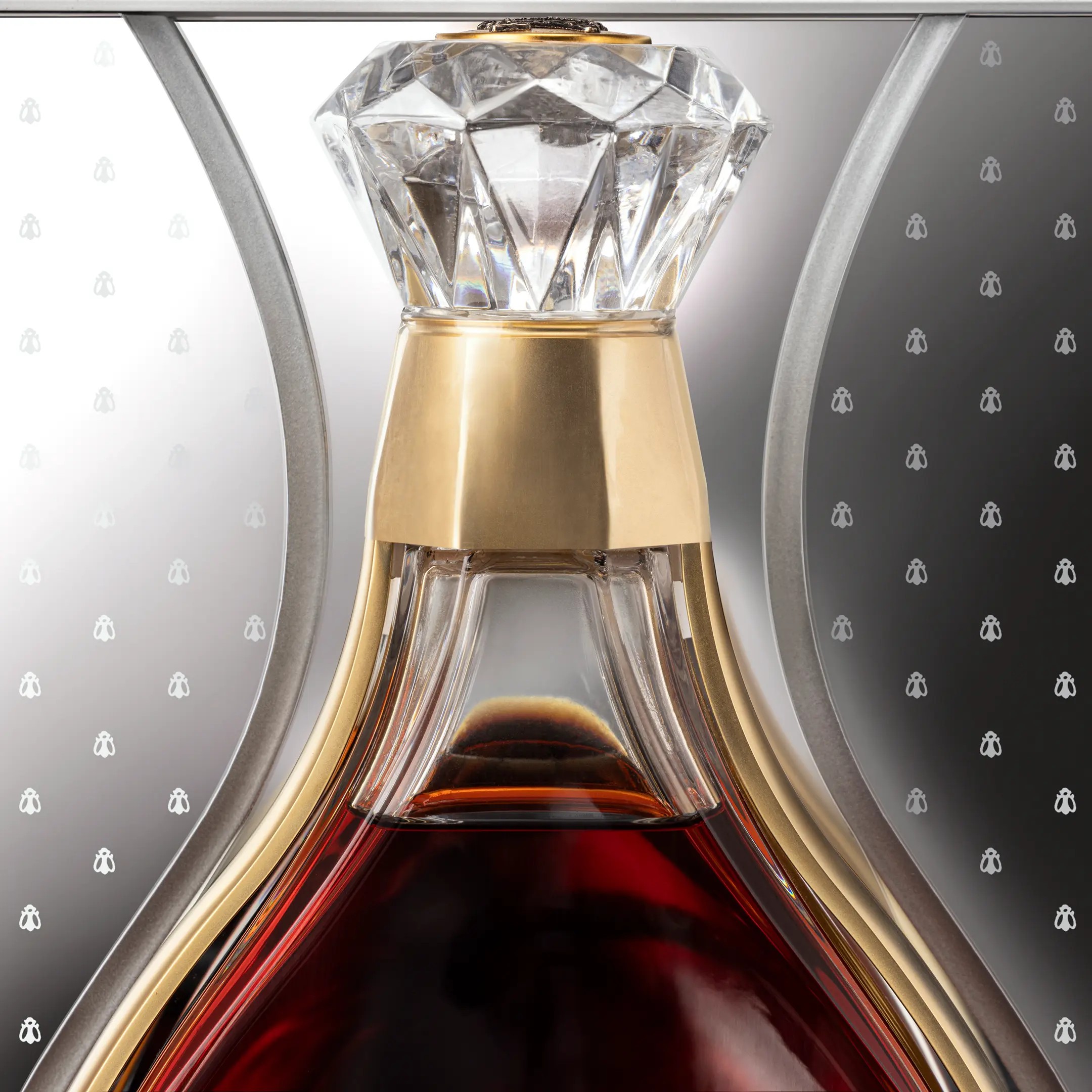 Courvoisier L'escence close up