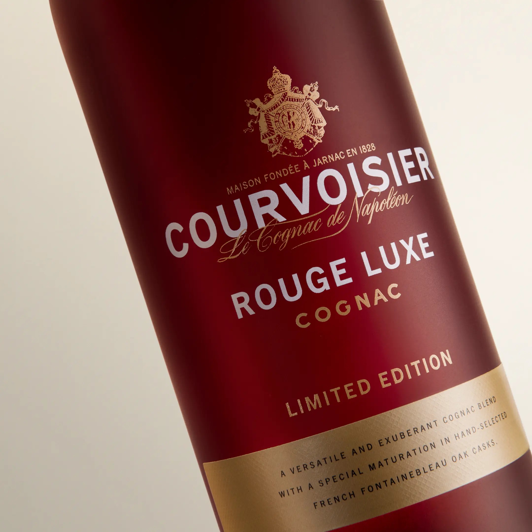 Courvoisier Rouge Luxe bottle close up label