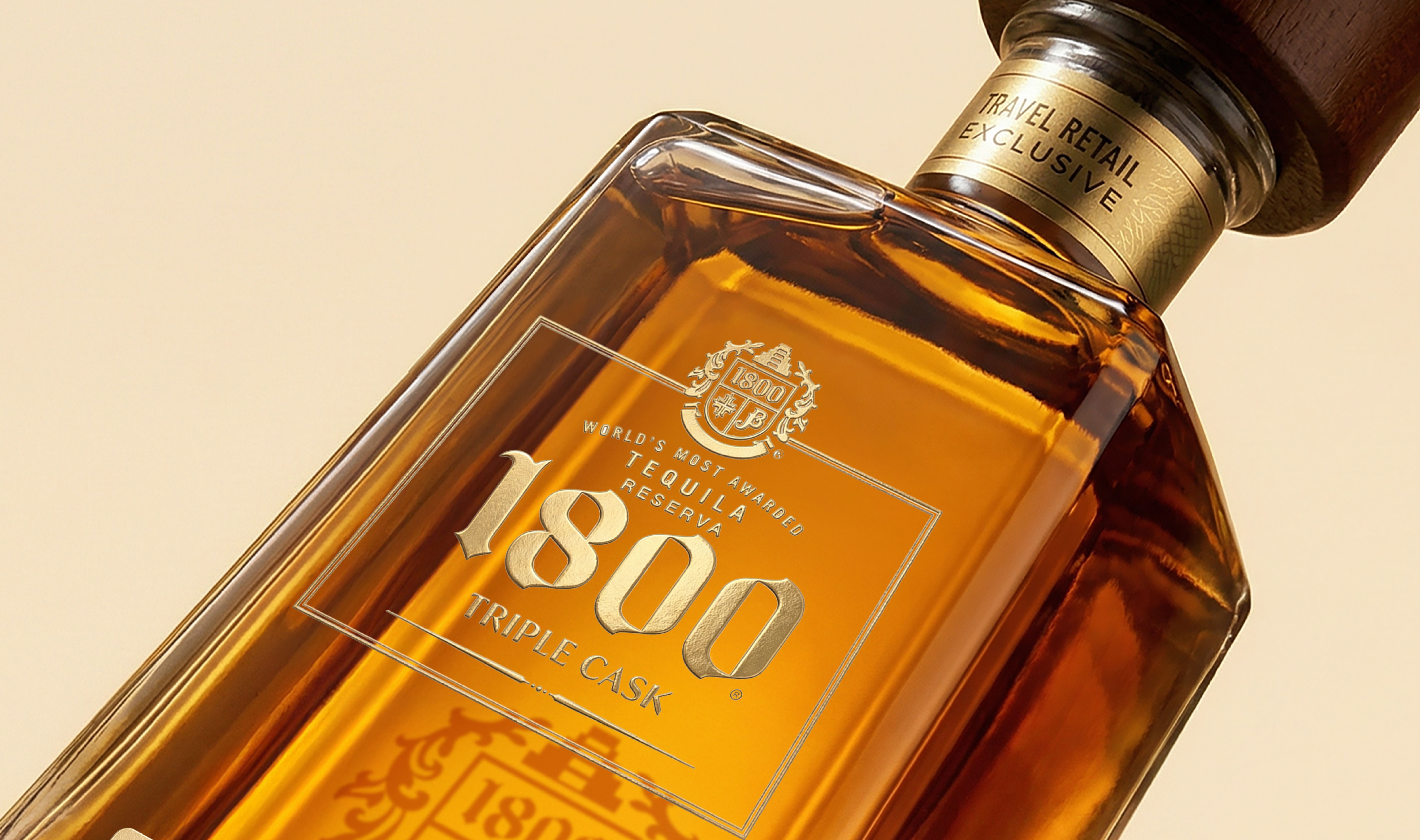 1800 Main Label close-up