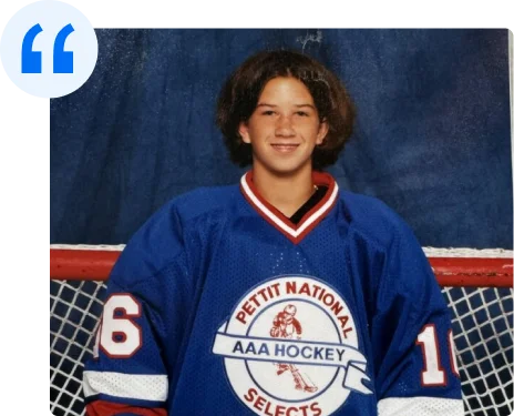 Keeley Davis playing ice hockey