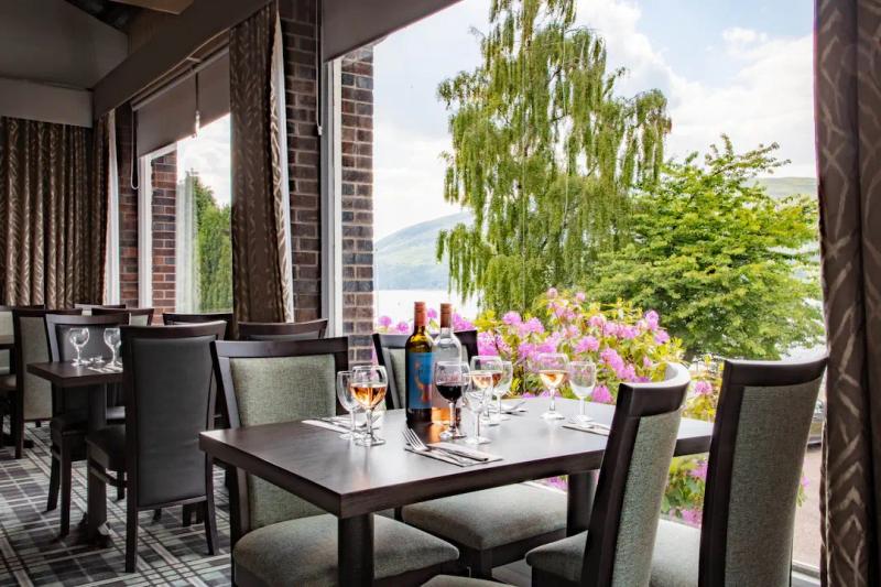 restaurant national 3 peaks 
