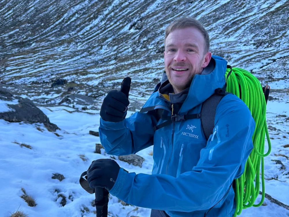 Technical kit provided — just bring your winter layers and go