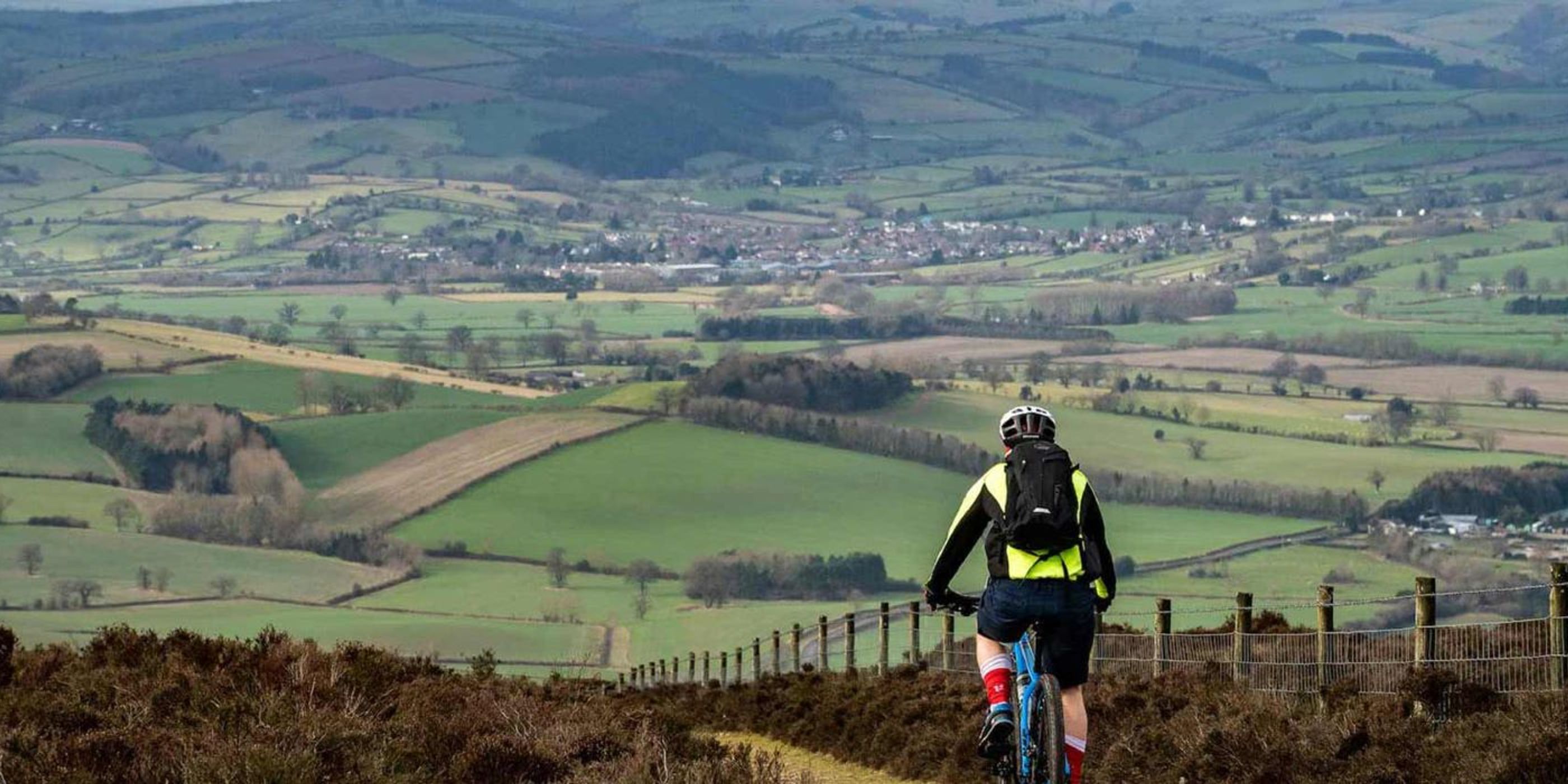Travelling in the UK: The Low Carbon Way