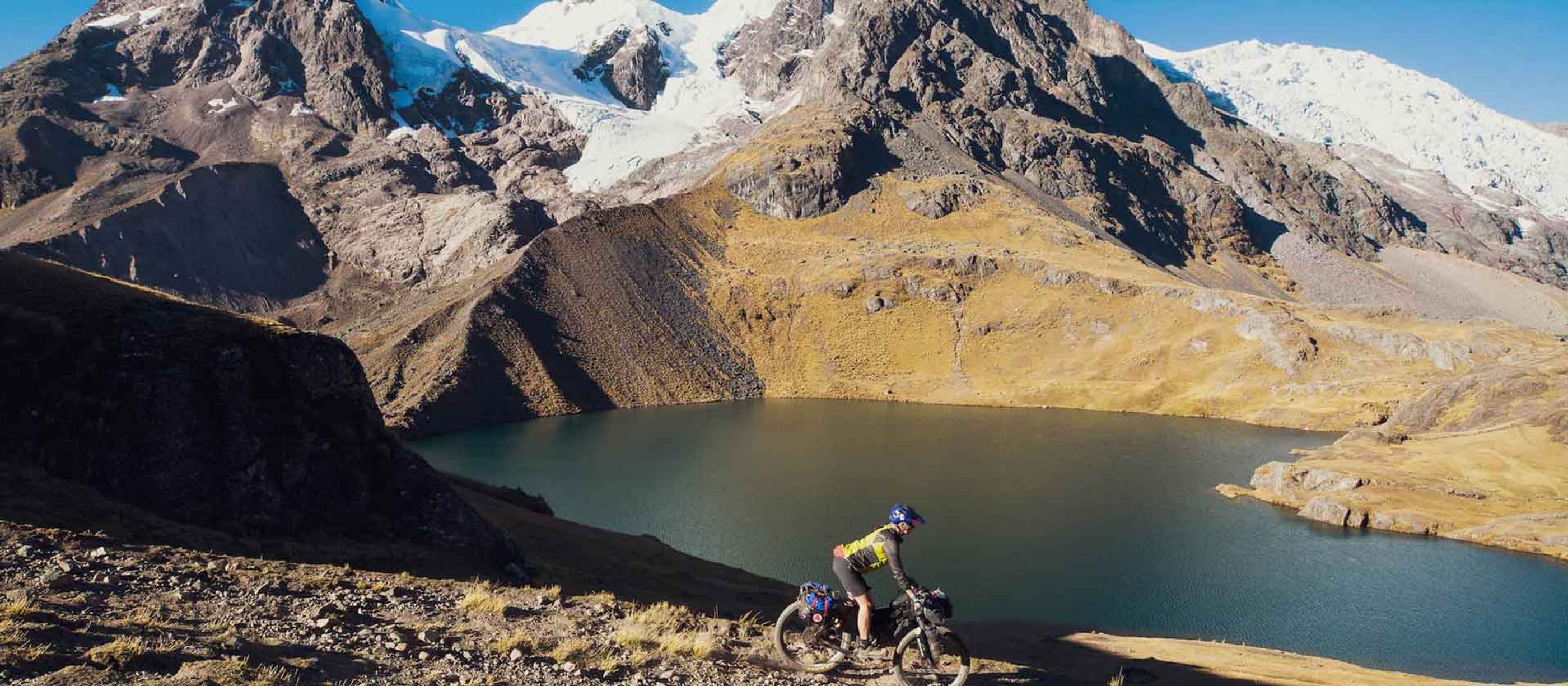 Epic Peruvian Bikepacking: Ausangate Mountain &#038; Valle Rojo