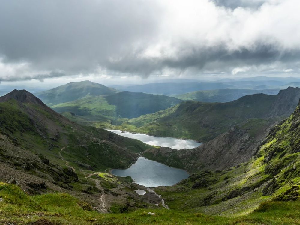 Lakes and mountains in snowdonia