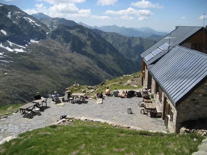 Beginners Guide to Hiking the Tour du Mont Blanc