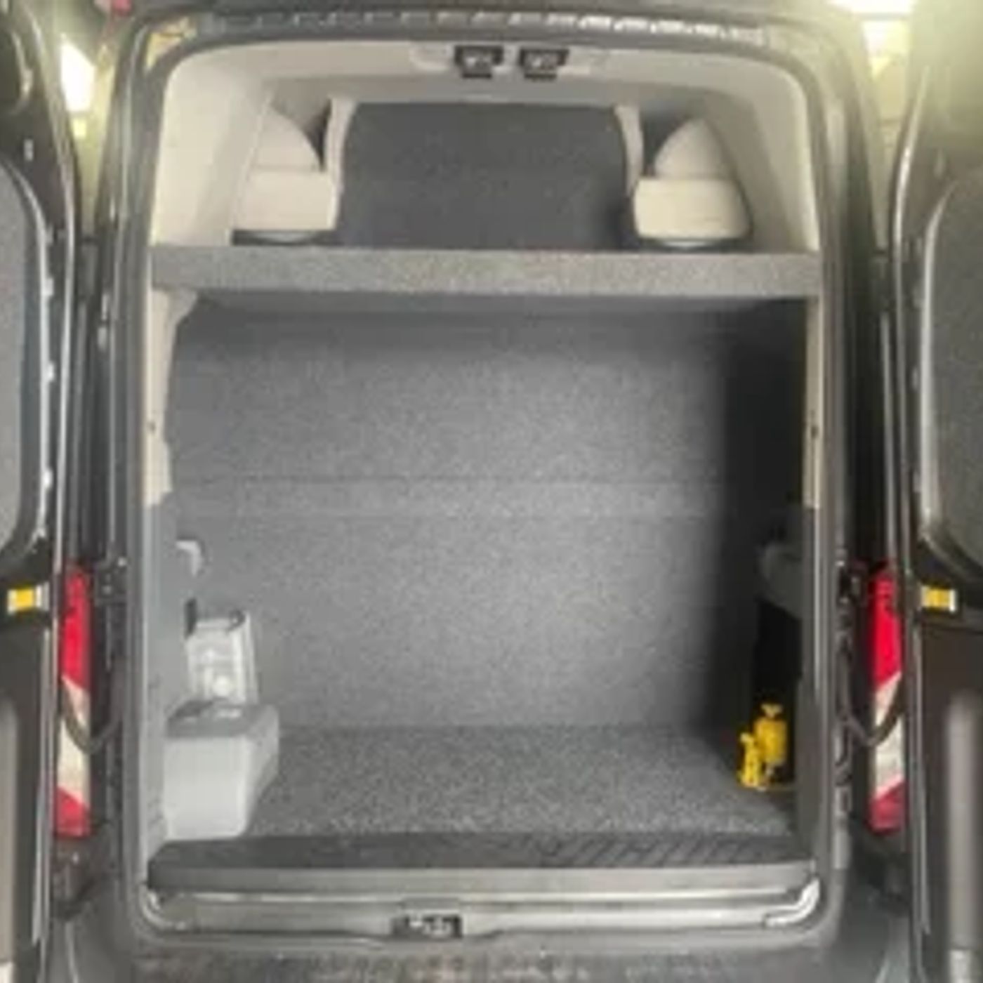 luggage space for van N3P